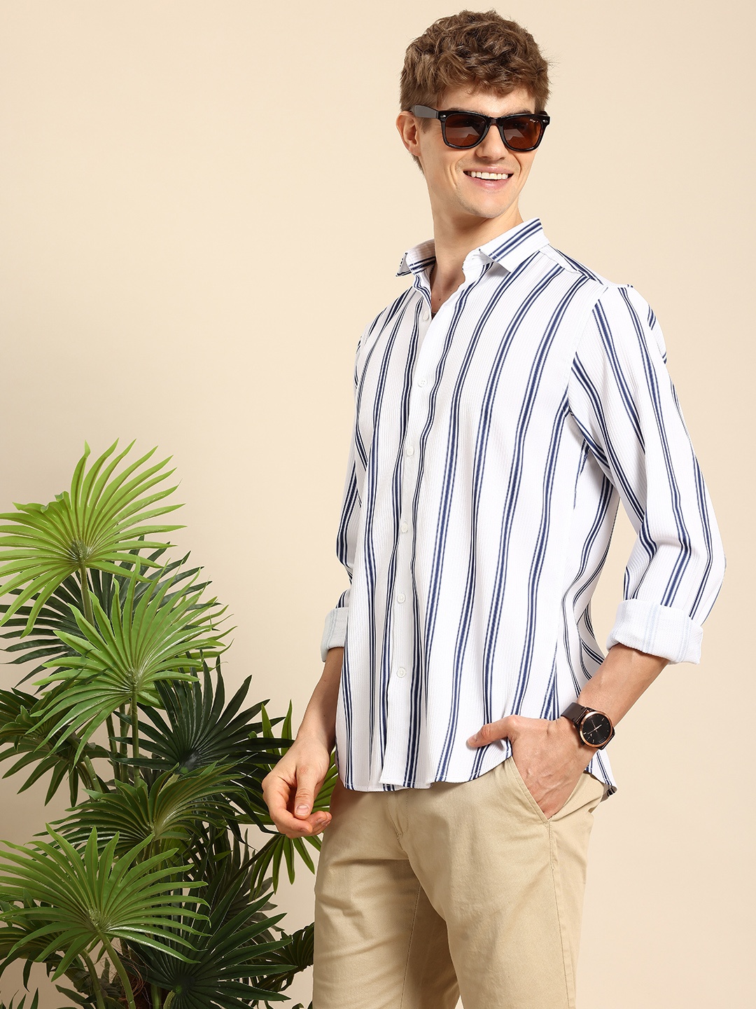 

Mast & Harbour Men Striped Casual Shirt, White