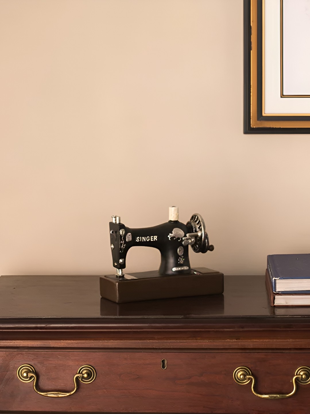 

THEDECORKART Brown Figurine Showpiece