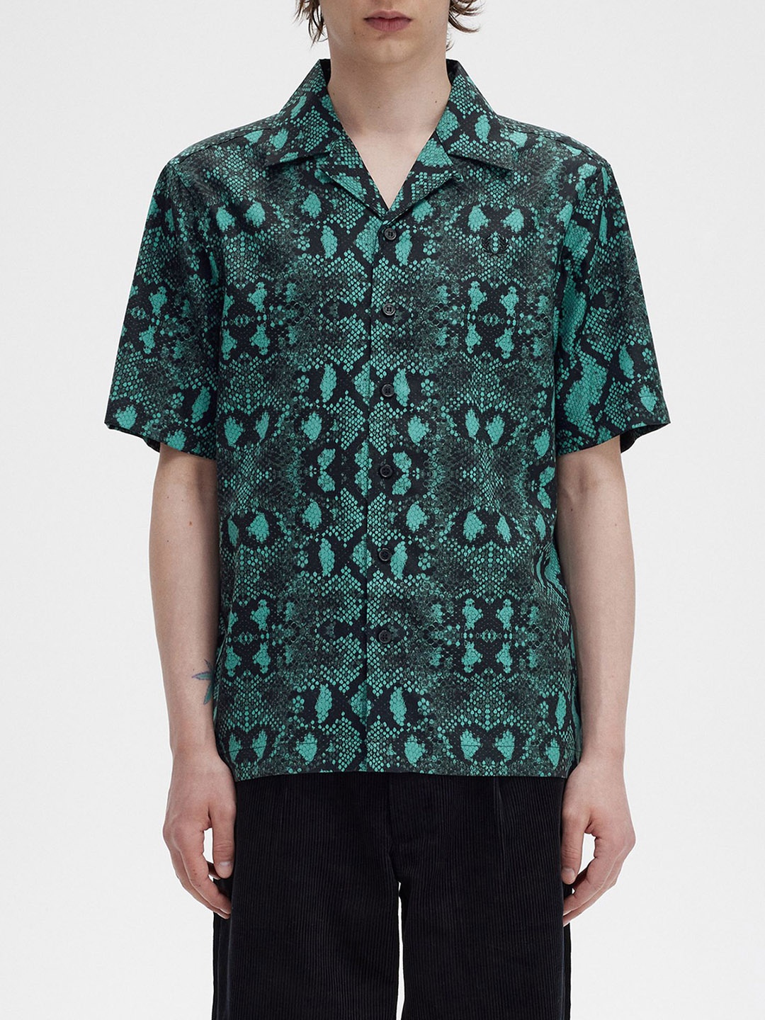 

Fred Perry Animal Printed Cuban Collar Cotton Casual Shirt, Green