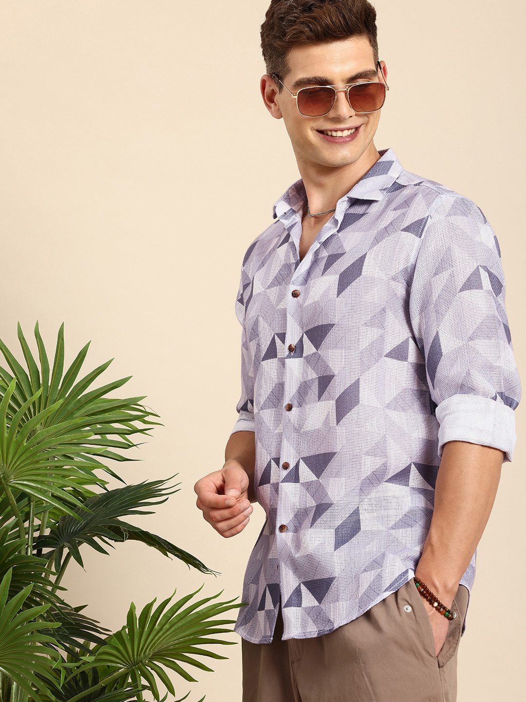 

Mast & Harbour Men Geometric Printed Casual Shirt, White