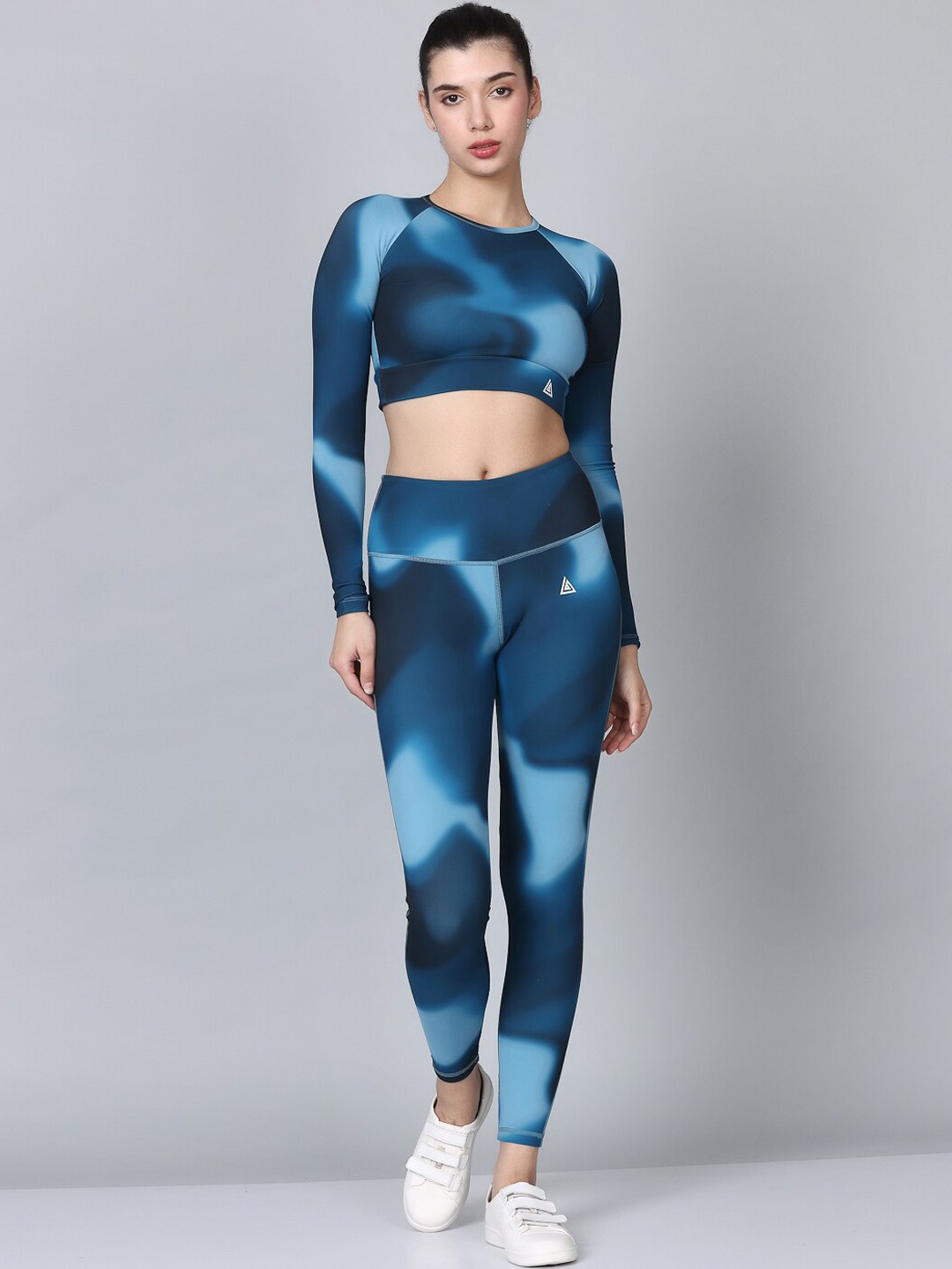 

Aesthetic Bodies Tie & Dye Long Sleeves Training Co-Ords, Blue