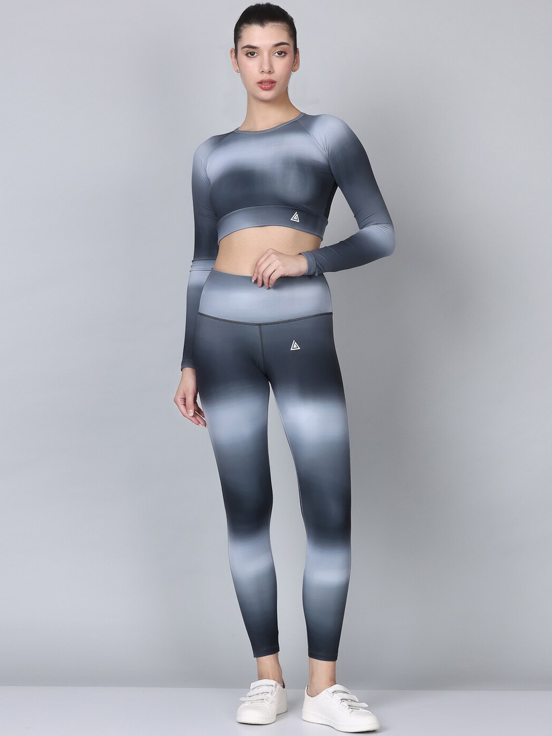 

Aesthetic Bodies Ombre Printed Round Neck Tracksuits, Black