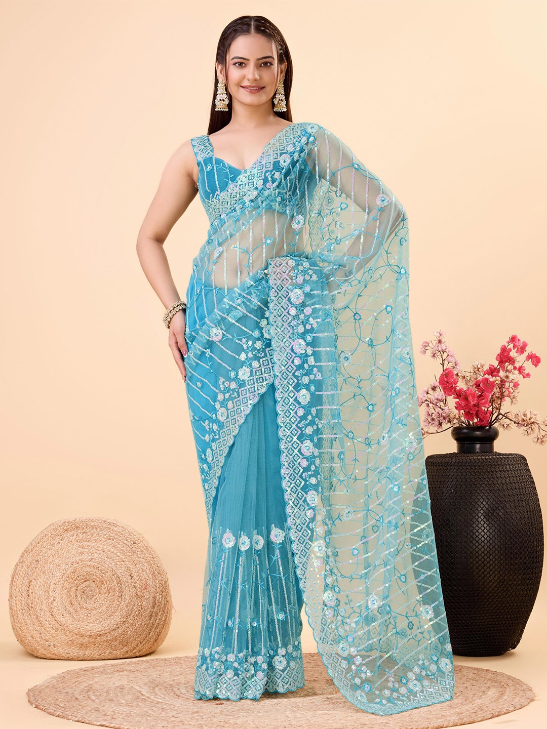 

HERE&NOW Floral Embroidered Net Saree, Blue