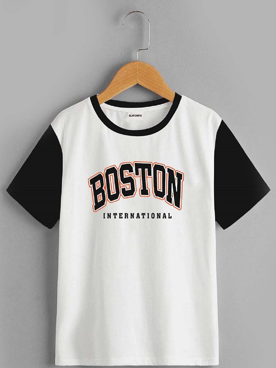 

BAESD Boys Colourblocked Applique T-shirt, White