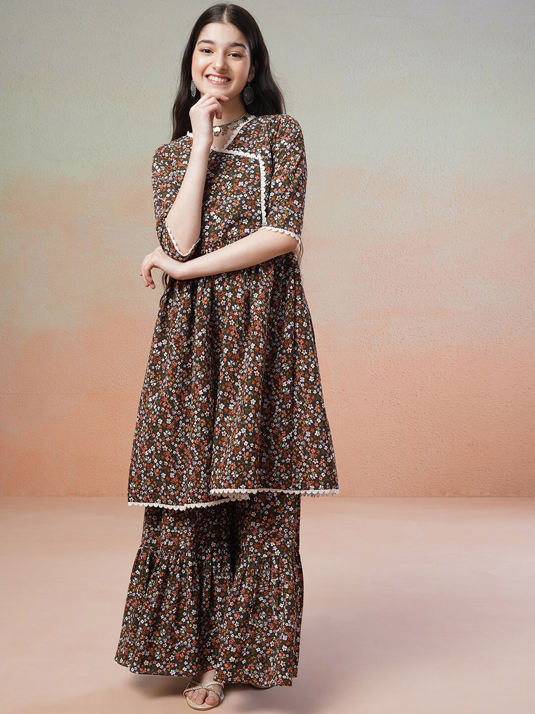 

Inddus Girls Floral Printed Angrakha Kurta with Sharara, Black