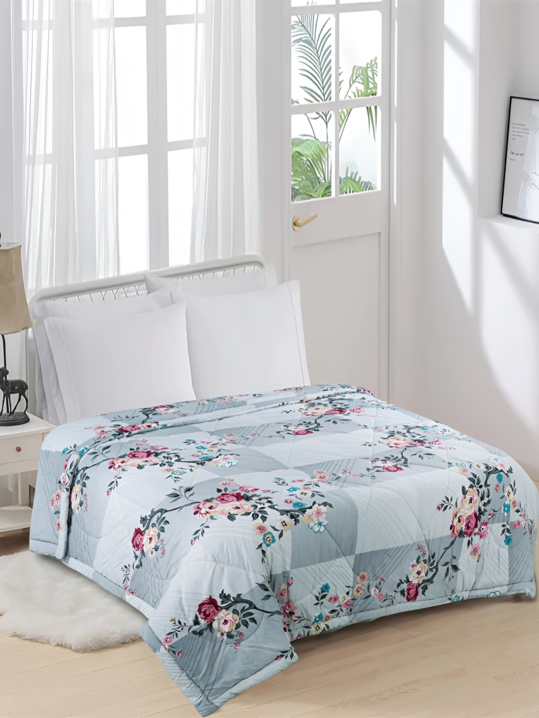 

Supreme Home Collective Grey Floral Printed AC Room 300 GSM Cotton Double Bed Comforter