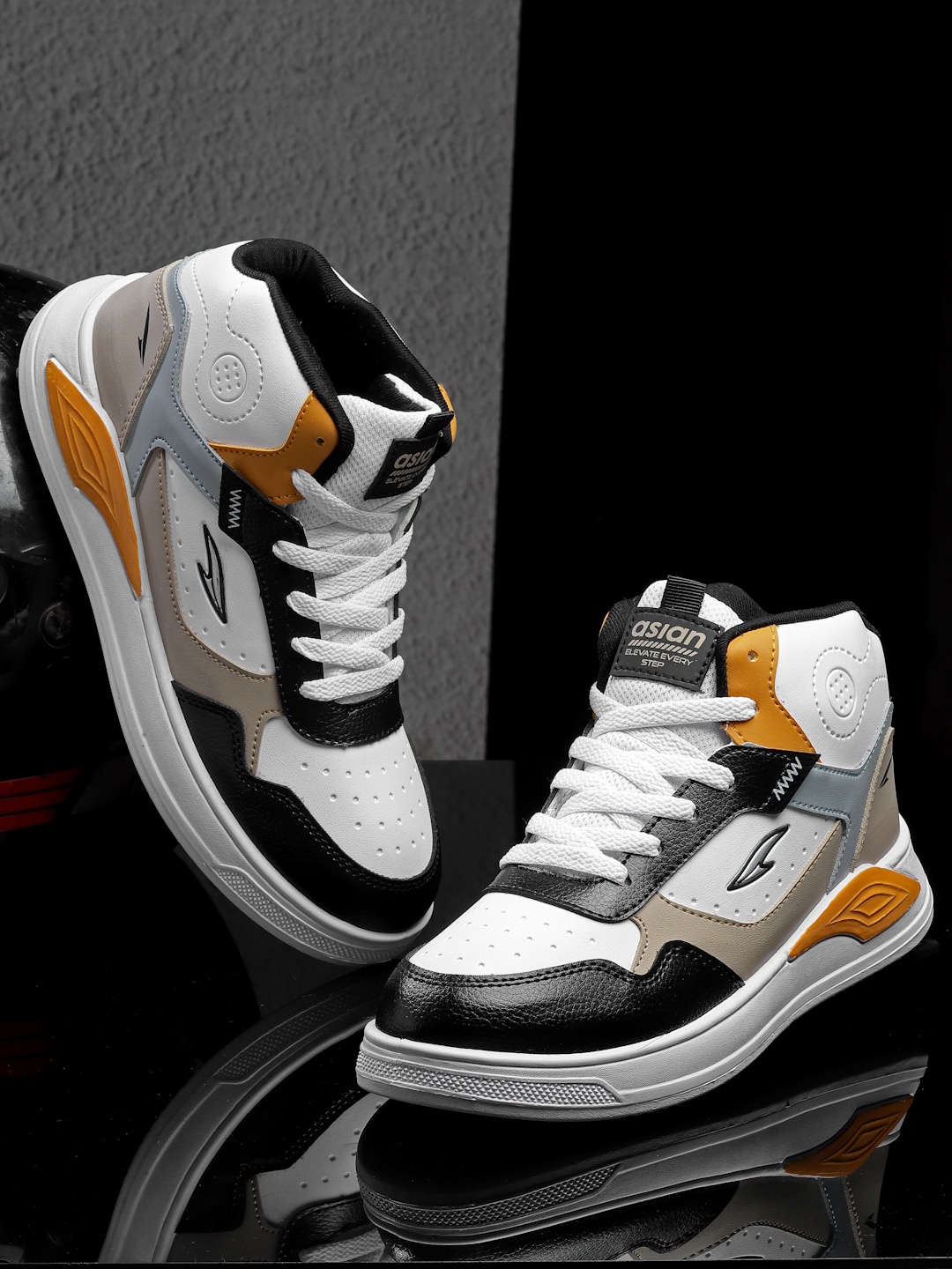 

ASIAN Men Colourblocked Sneakers, Beige