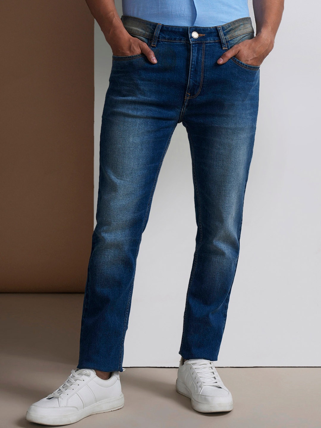 

Crocodile Men Jean Slim Fit Clean Look Light Fade Cotton Jeans, Blue