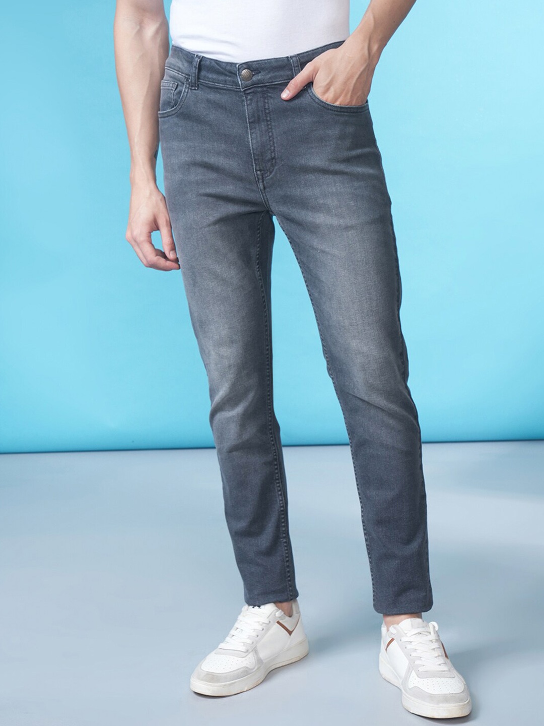 

Crocodile Men Jean Slim Fit Clean Look Light Fade Cotton Jeans, Grey