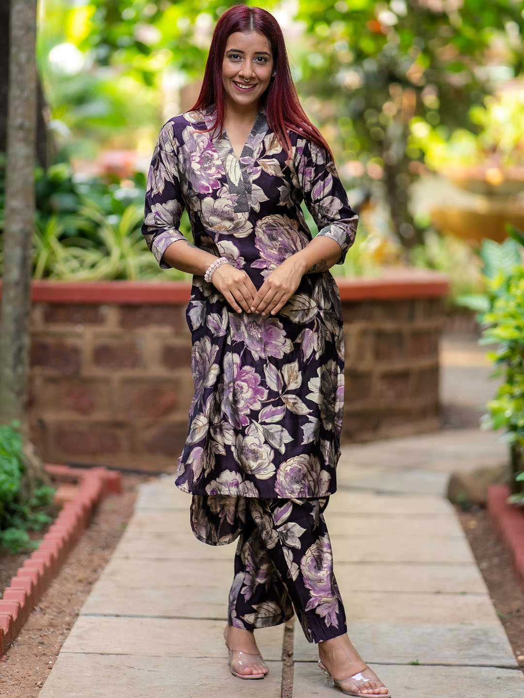 

Libas Purple V-Neck Floral Printed Straight Kurta with Trousers