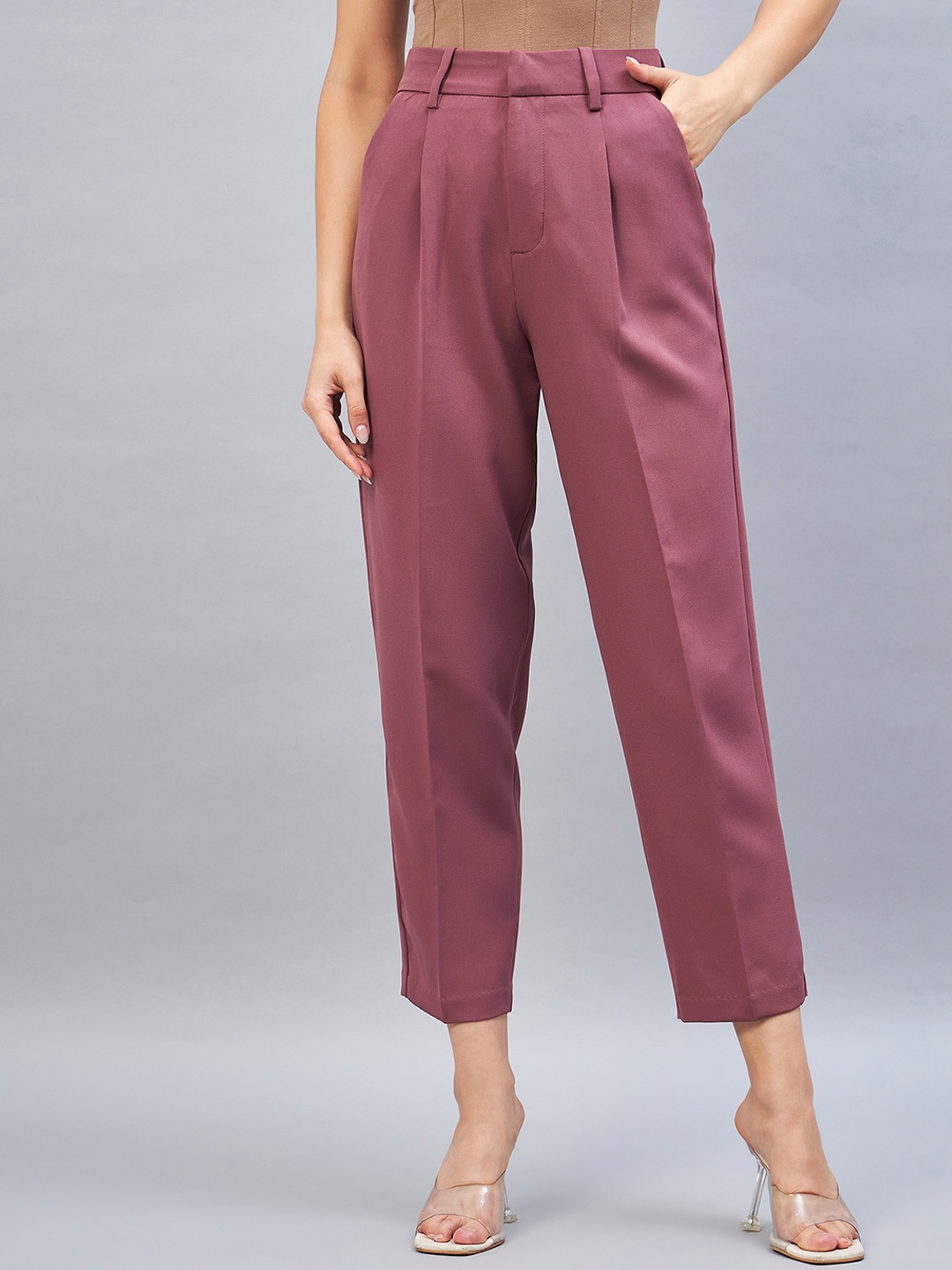 

DELAN Women Smart Loose Fit High-Rise Easy Wash Pleated Peg Trousers, Peach