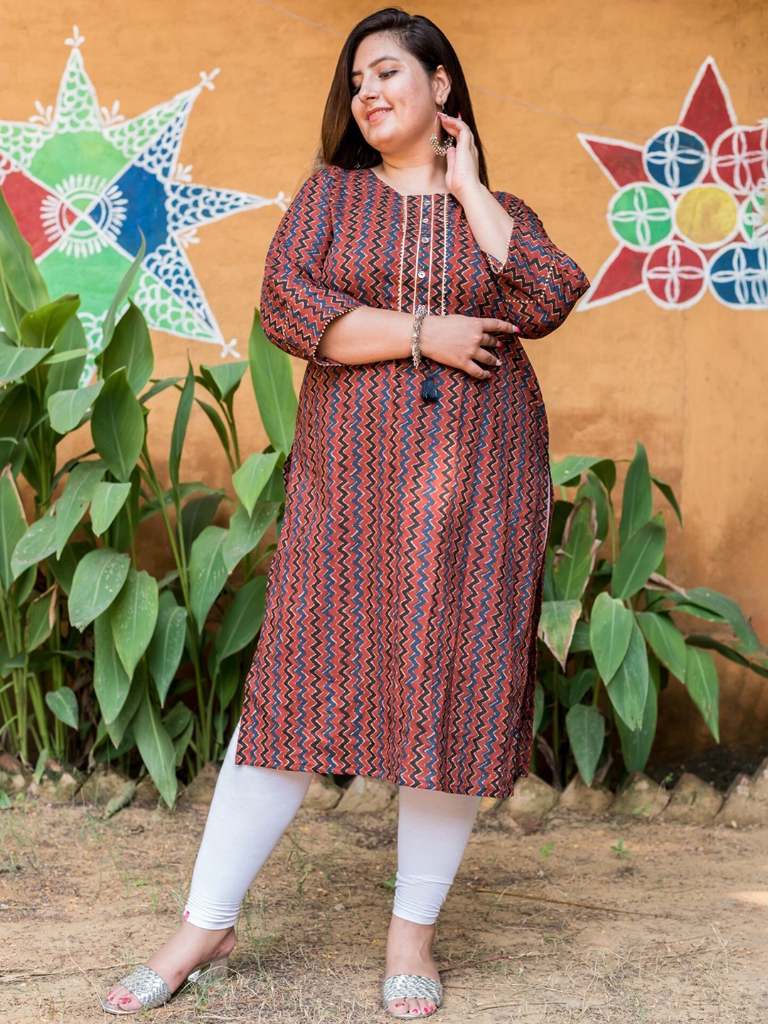 

KALINI Geometric Printed Gotta Patti Cotton Straight Kurta, Red