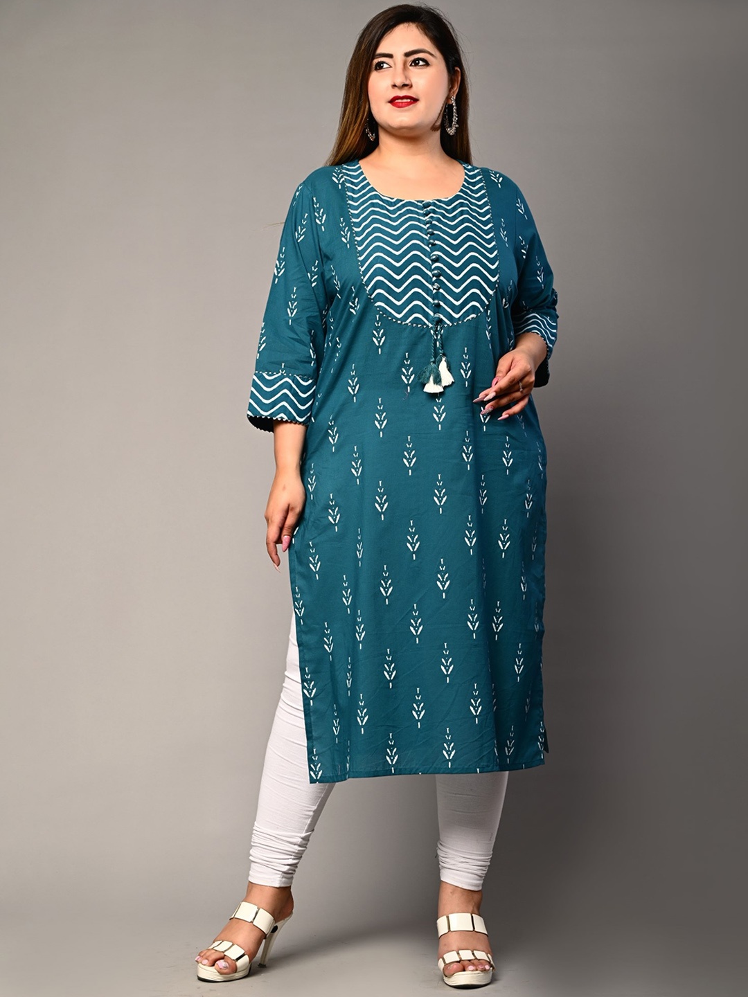 

KALINI Plus Size Round Neck Floral Embroidered Straight Kurta, Blue