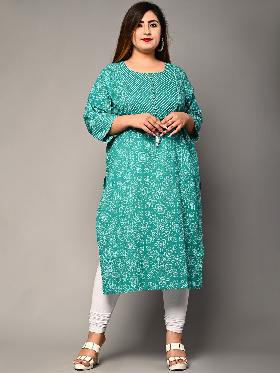 

KALINI Plus Size Round Neck Floral Straight Kurta, Turquoise blue