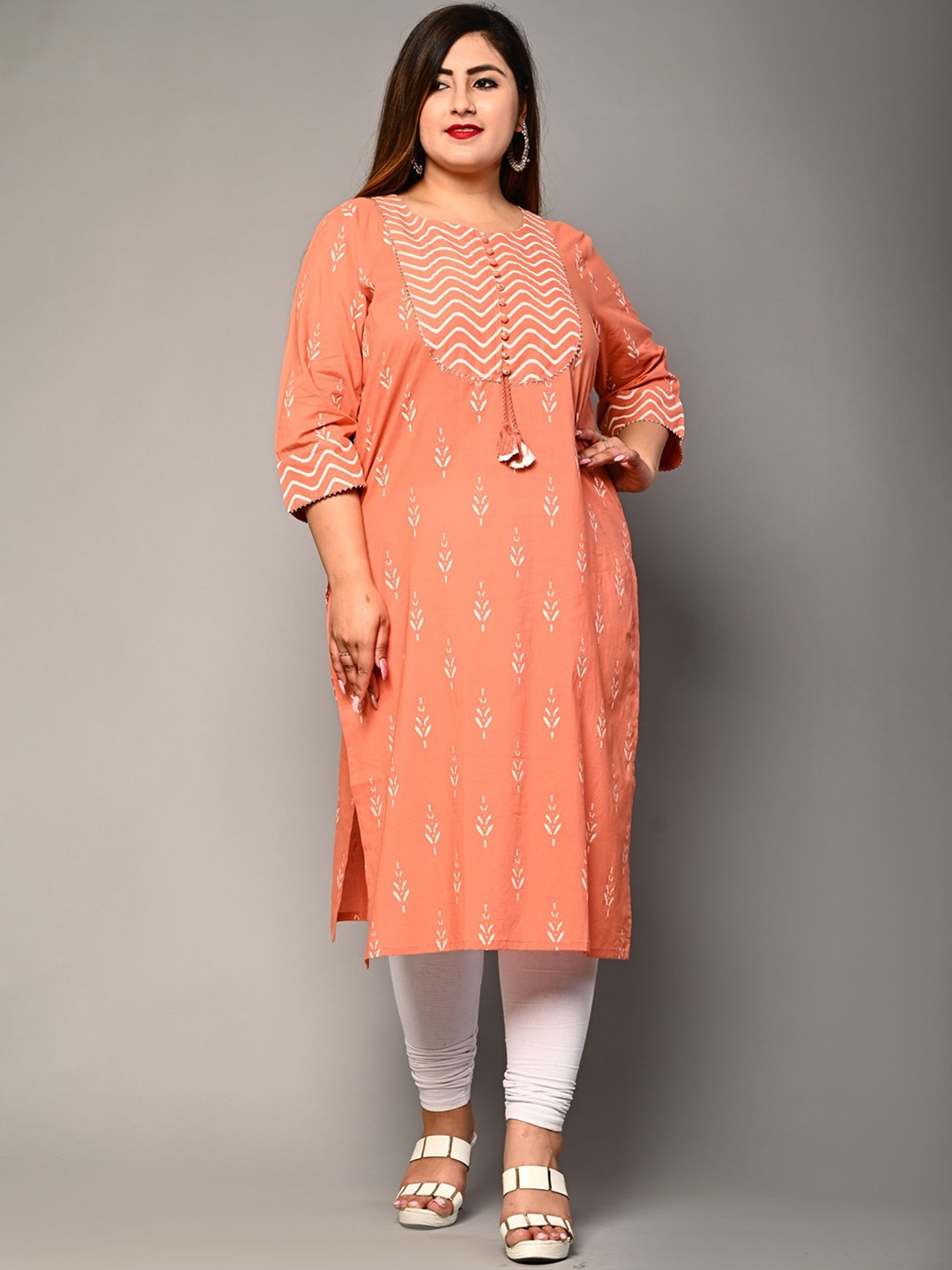 

KALINI Plus Size Round Neck Floral Embroidered Straight Kurta, Peach