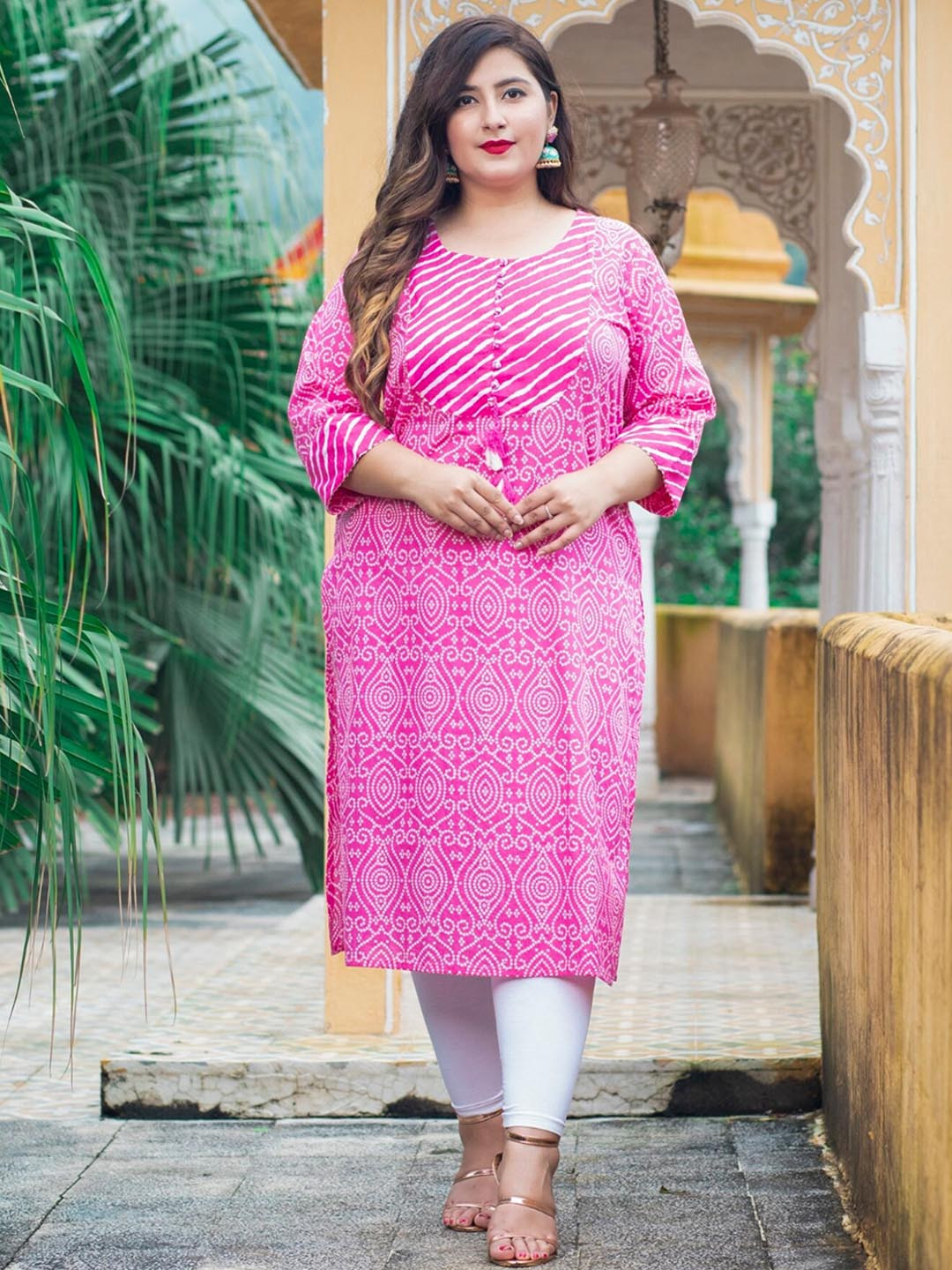 

KALINI Bandhani Printed Round Neck Straight Kurta, Pink