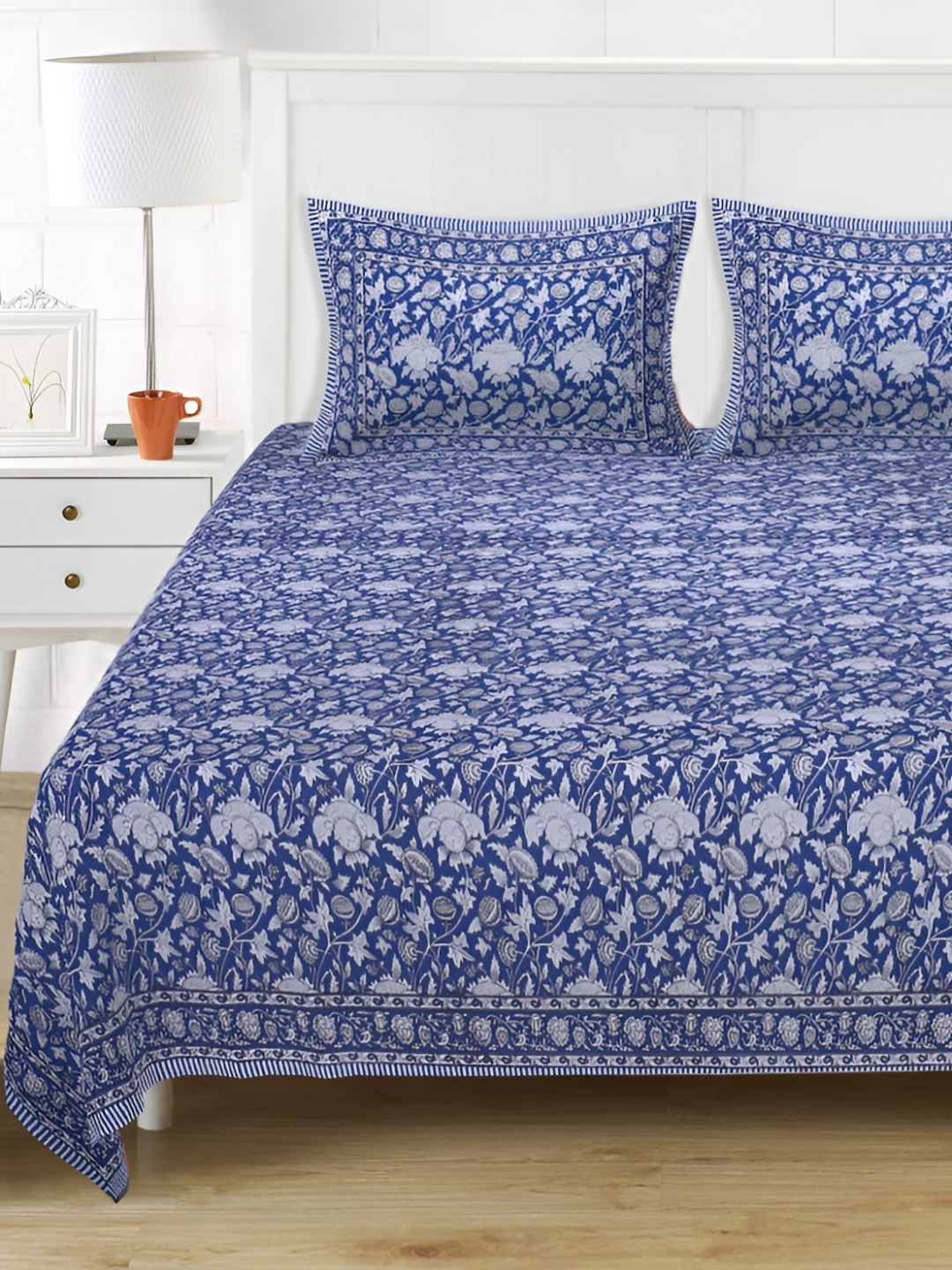 

Texstylers Blue Floral 250 TC Cotton King Bedsheet with 2 Pillow Covers
