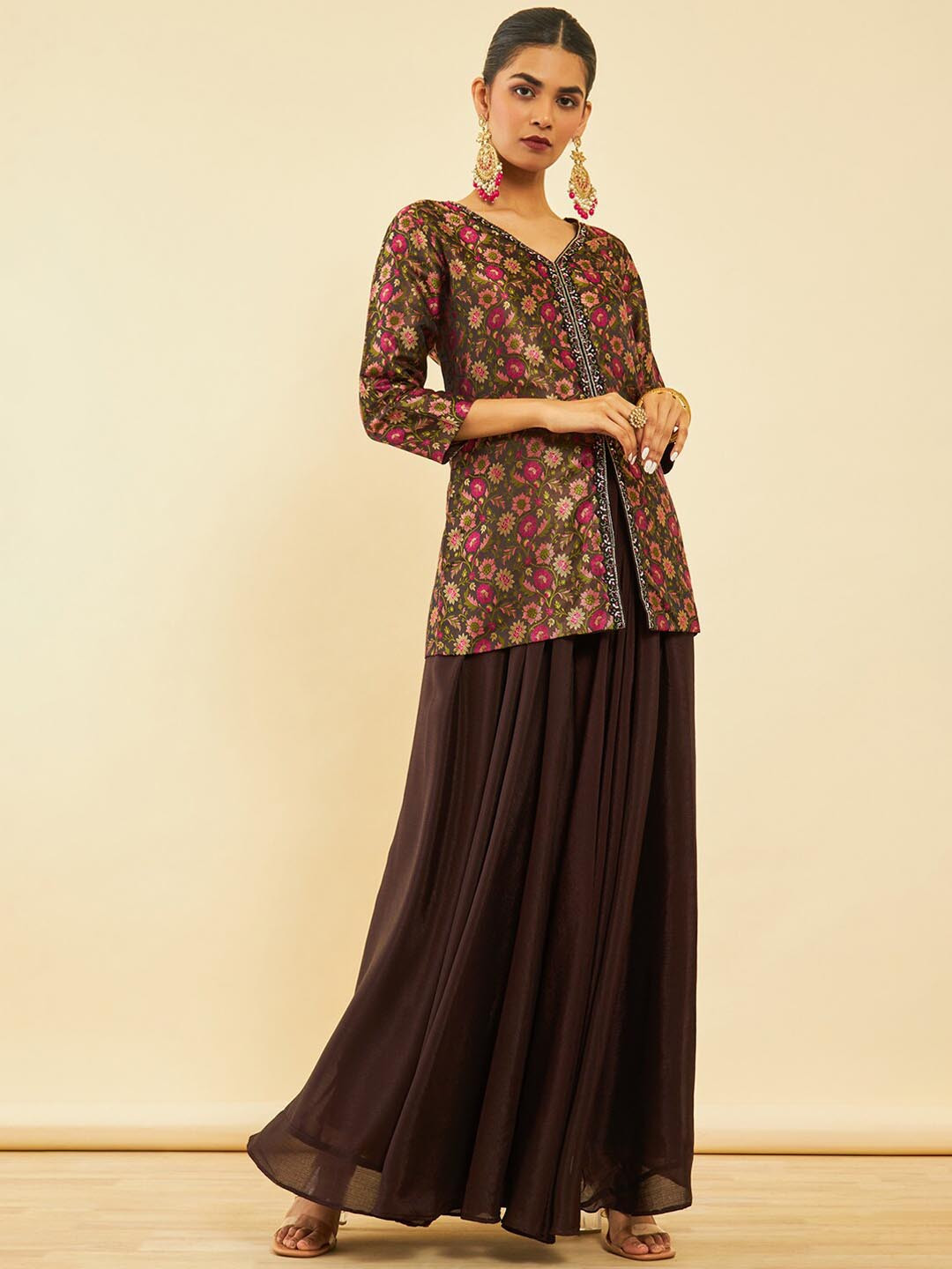 

Soch Floral Printed Regular Kurti With Skirt & Dupatta, Brown