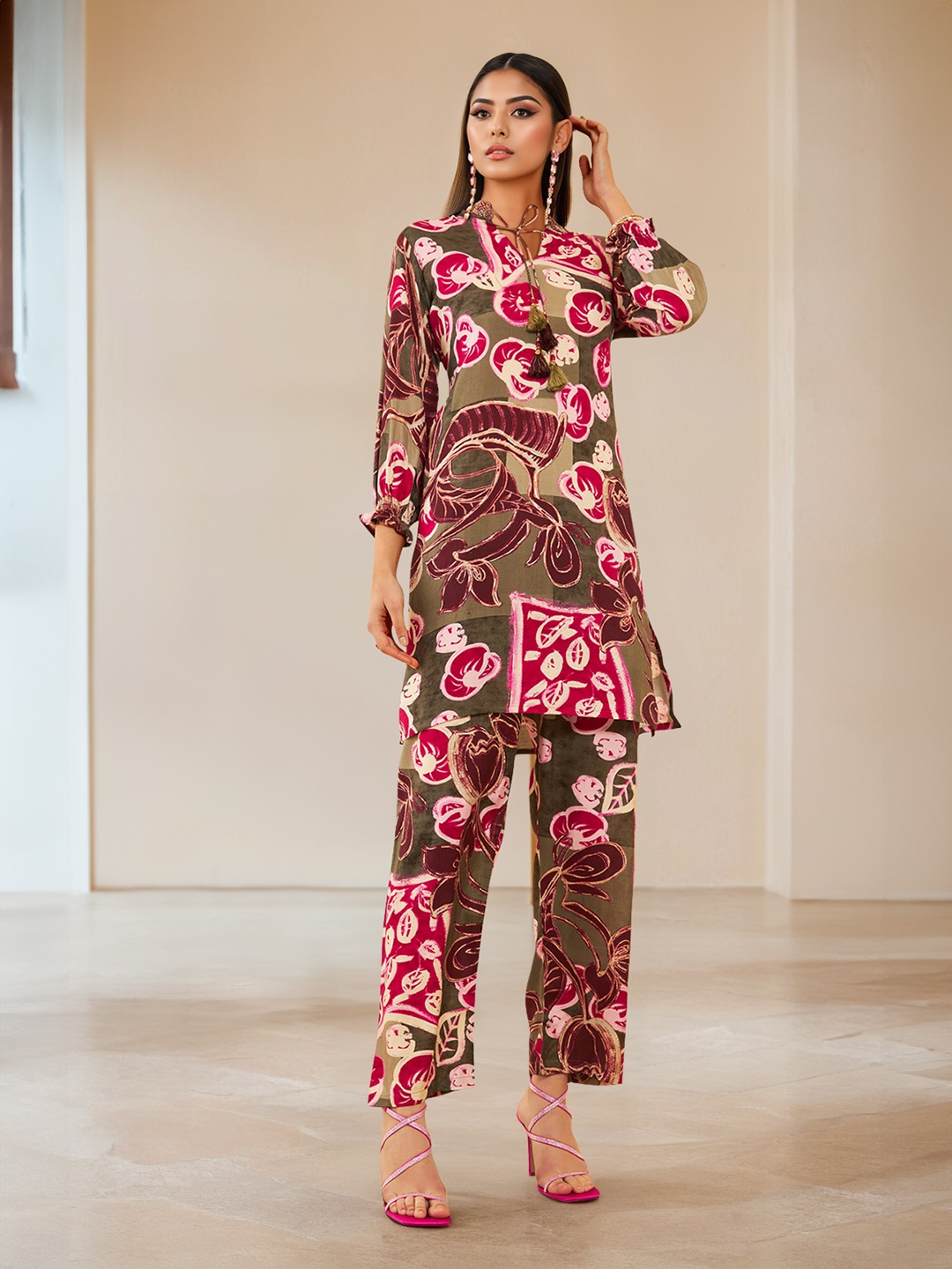 

Soch Floral Printed Tie Up Neck Top & Flared Trouser, Olive