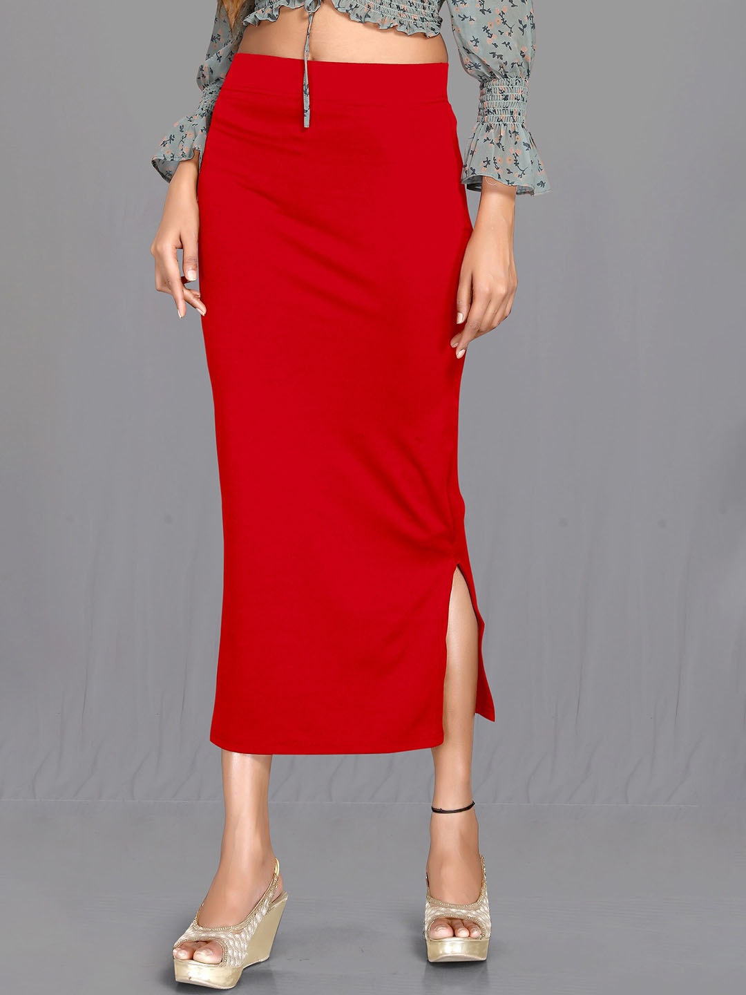 

SCUBE DESIGNS Saree Shapewear, Red