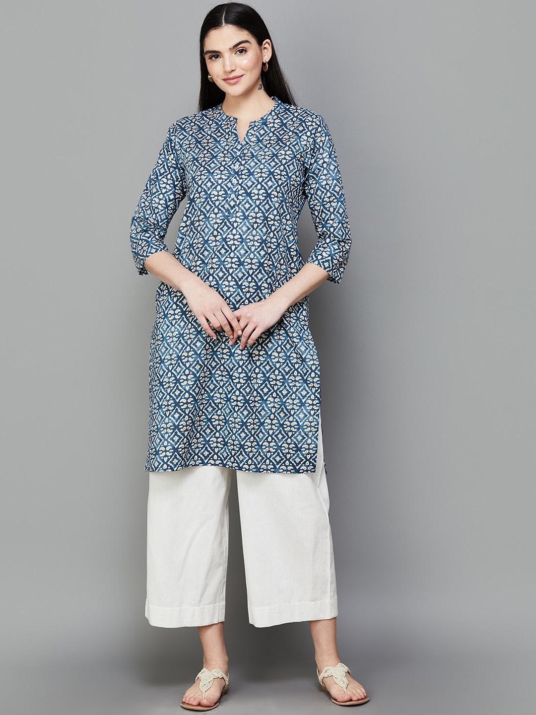 

Melange by Lifestyle Ethnic Motifs Printed Notched Neck Straight Kurta, Blue