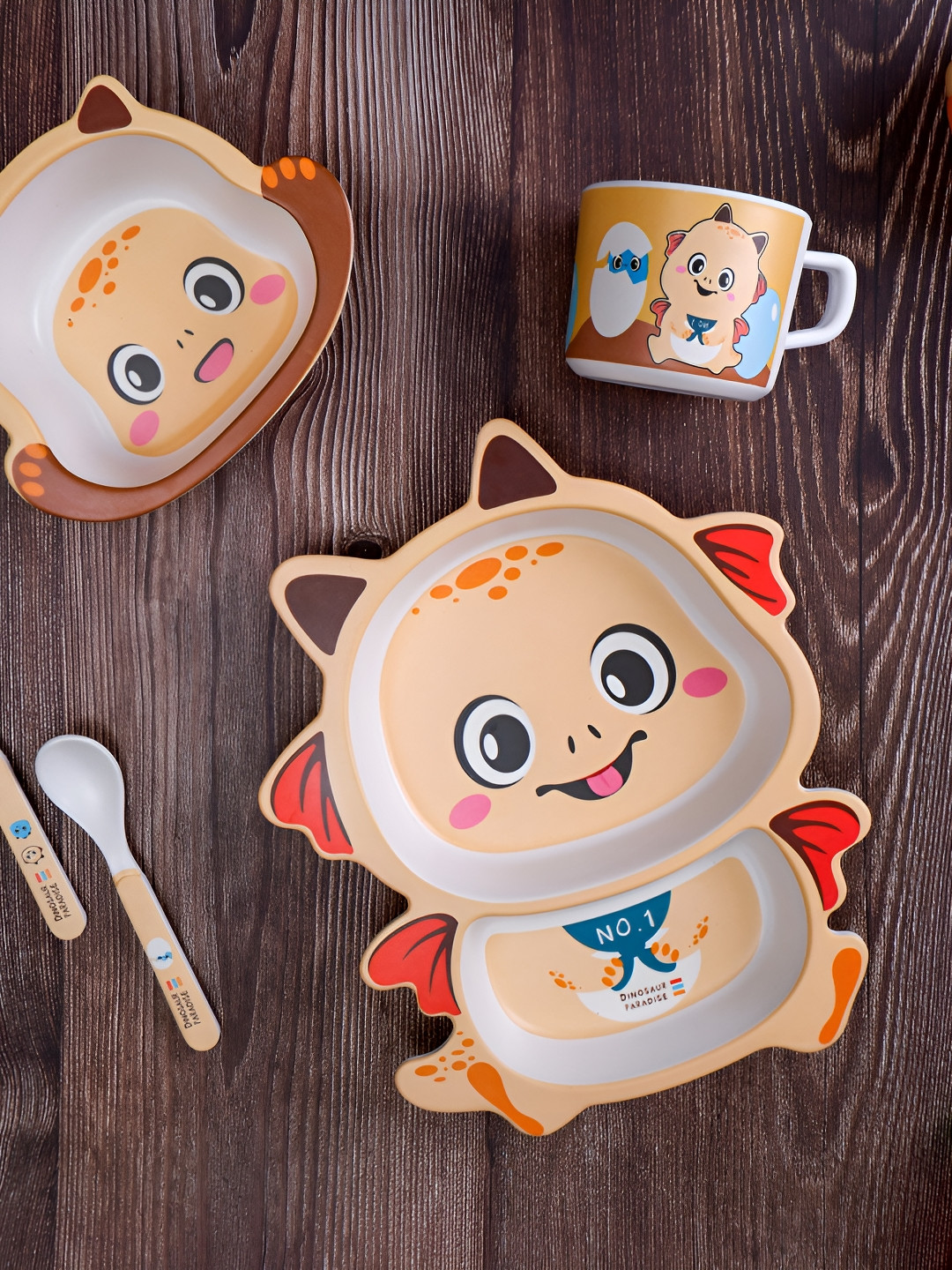 

THE BAMBOO CO Kids Peach-Coloured 5 Pcs Baby Dinosaur Printed Bamboo Matte Dinner Set