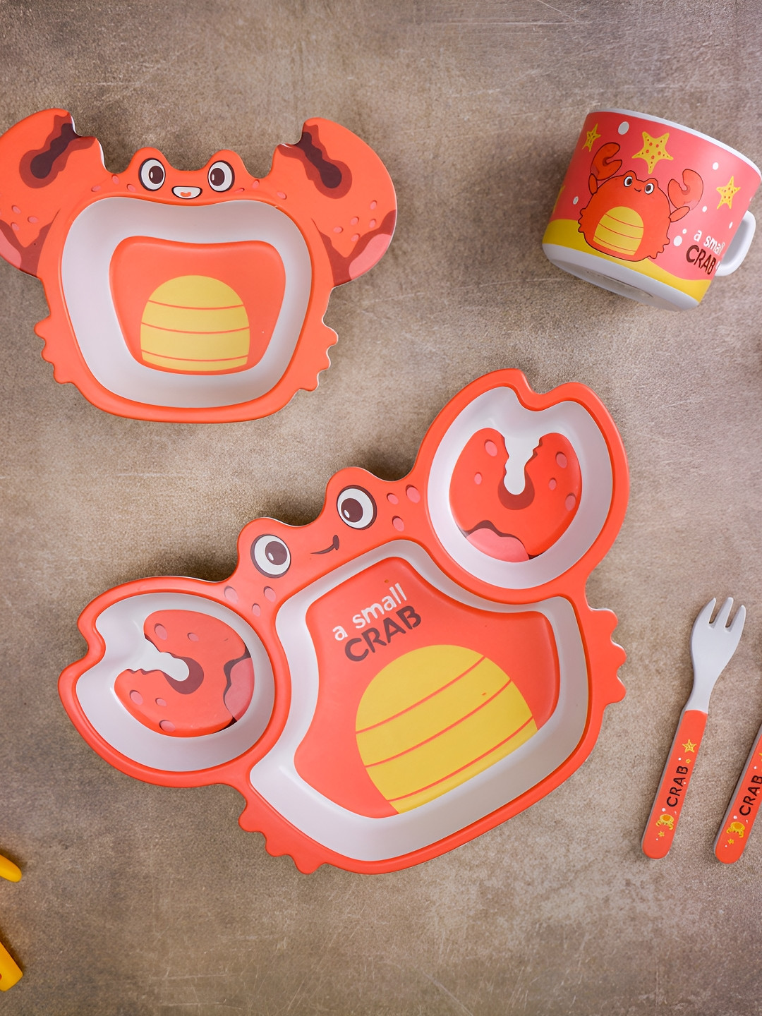 

THE BAMBOO CO Kids Orange & White 5 Pieces Crab Printed Bamboo Matte Dinner Set