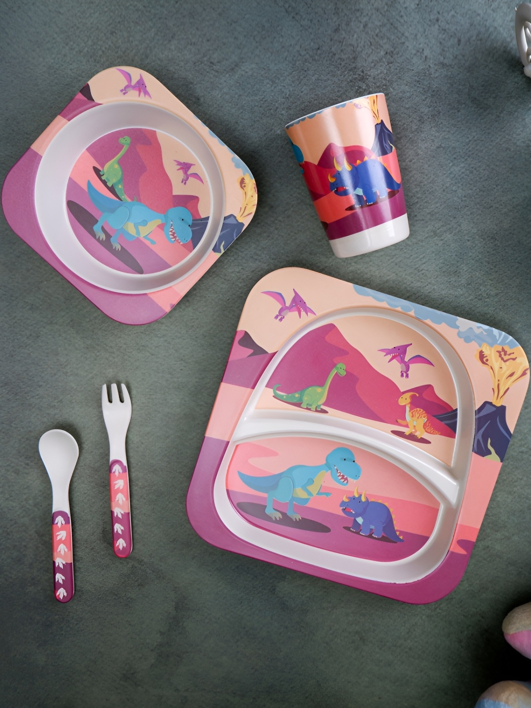 

THE BAMBOO CO Kids Purple & Blue 5 Pieces Tyrannosaurus Printed Bamboo Matte Dinner Set