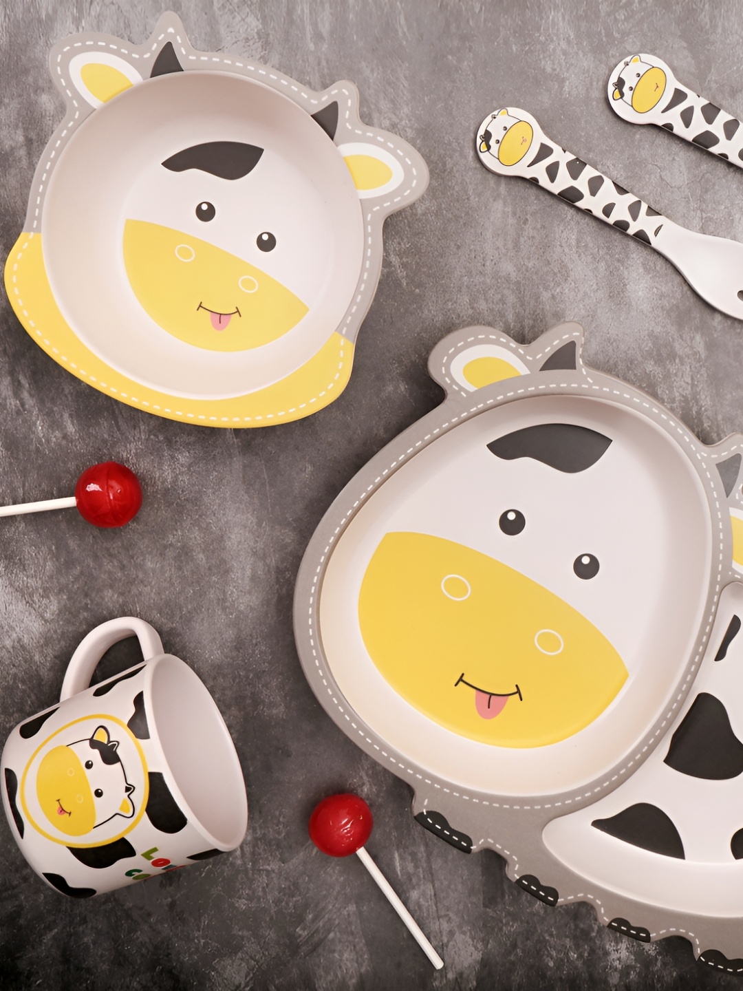 

THE BAMBOO CO Kids Yellow & White 5 Pieces Chubby Cow Printed Bamboo Matte Dinner Set