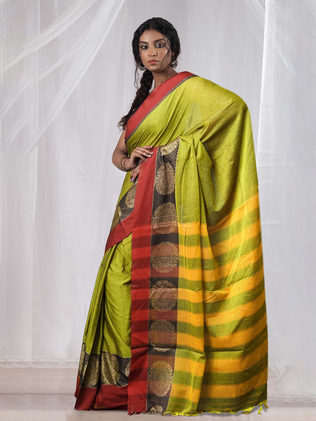 

Unnati Silks Zari Pure Cotton Handloom Narayan Peth Saree, Green