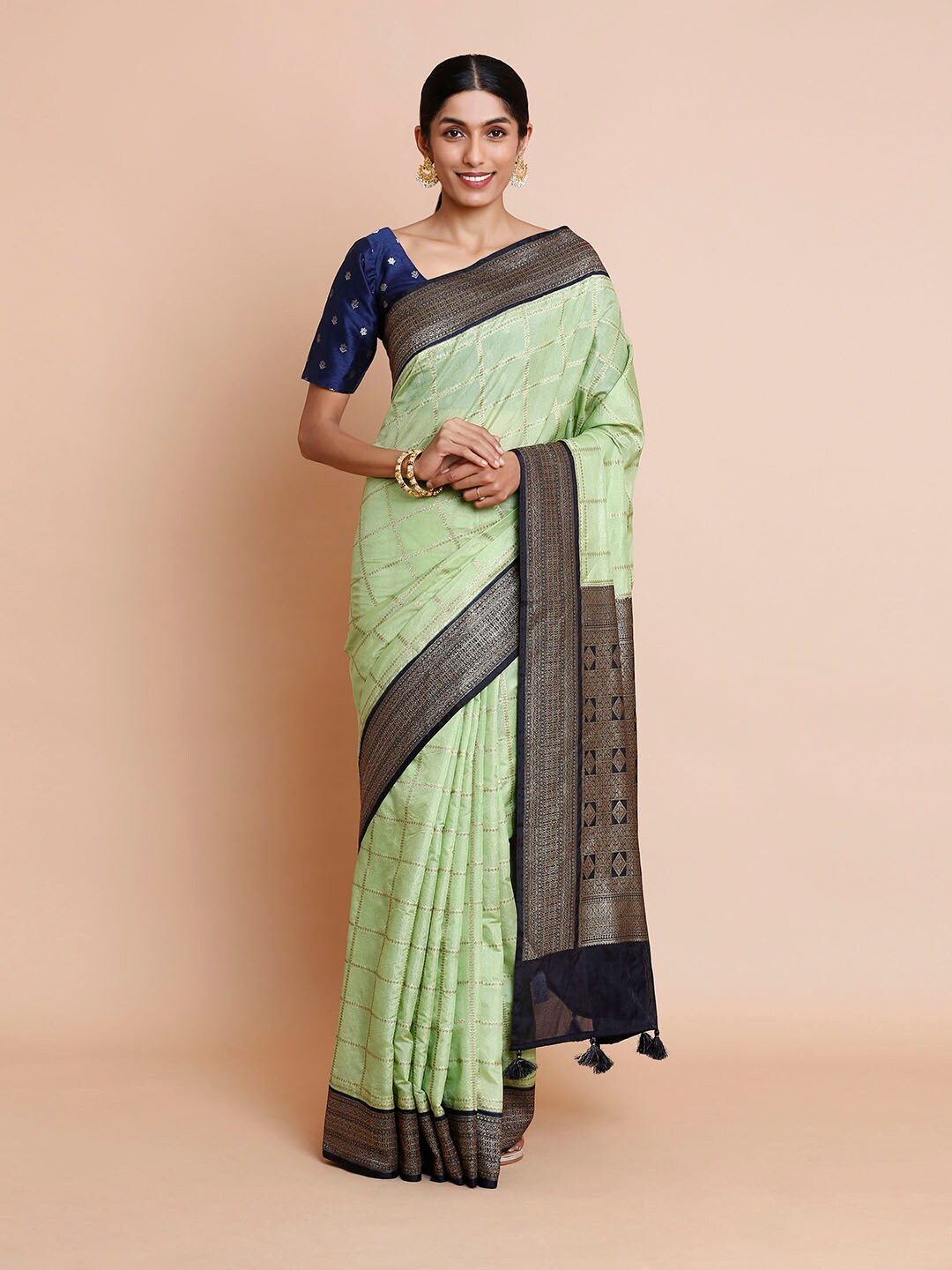

Kalyan Silks Checked Woven Design Zari Murshidabad silk Saree, Green