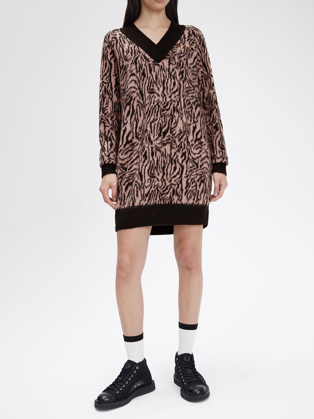 

Fred Perry Animal Printed V-Neck A-Line Dress, Pink