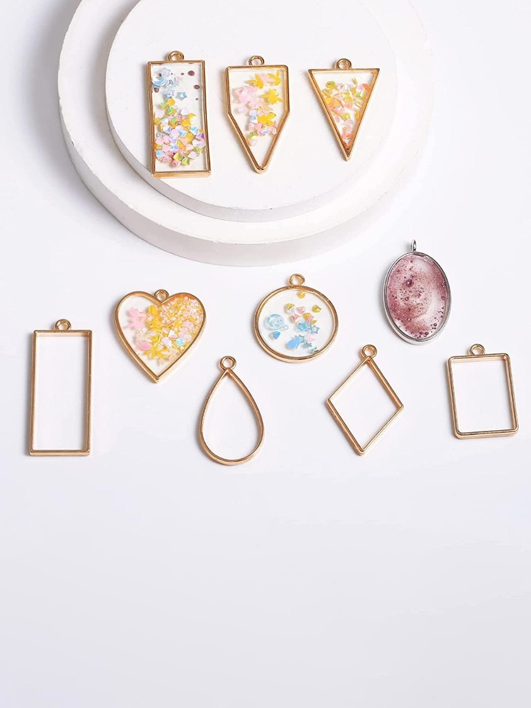 

Satyam Kraft Set of 10 Metal Charms, Gold