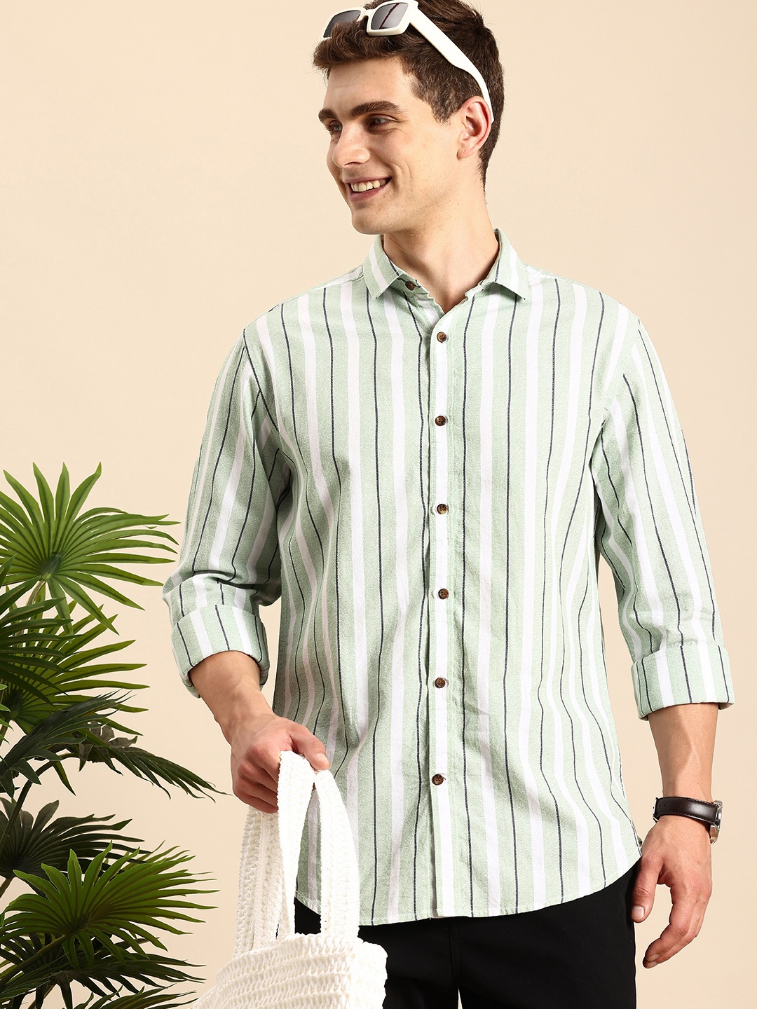 

Mast & Harbour Men Striped Pure Cotton Casual Shirt, White
