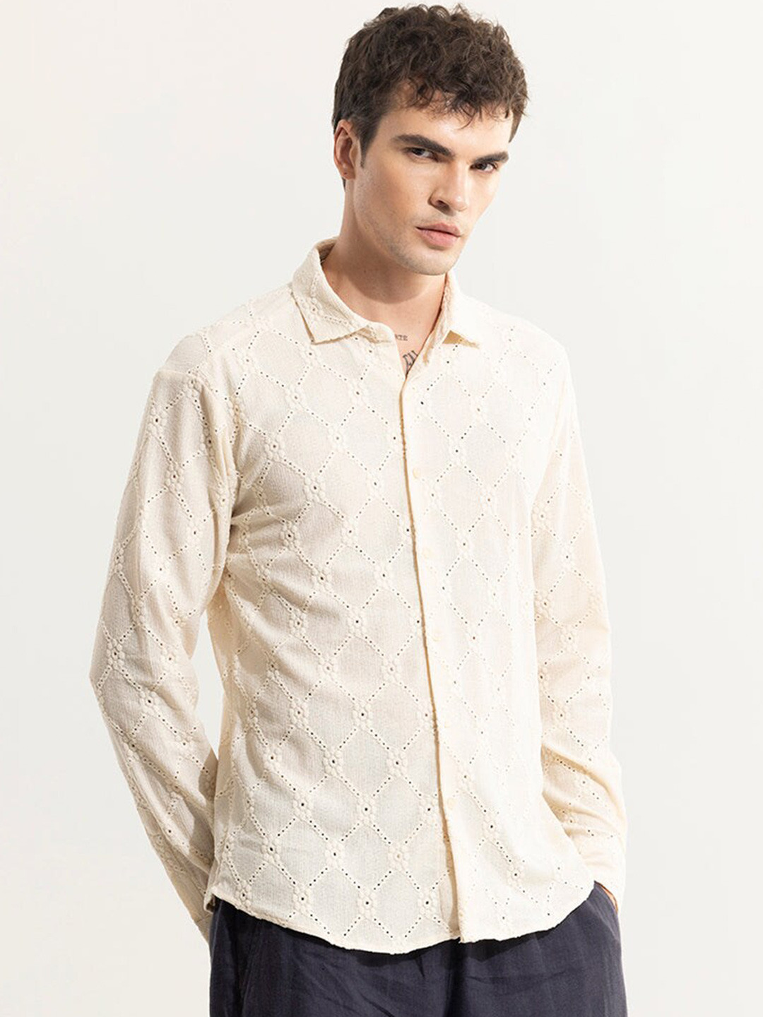 

Snitch Spread Collar Classic Self Design Casual Shirt, Cream