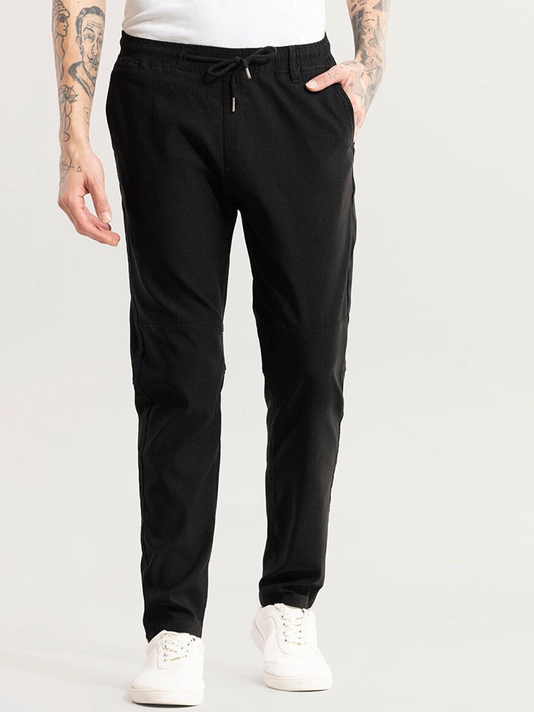 

Snitch Black Men Mid-Rise Cotton Track Pant