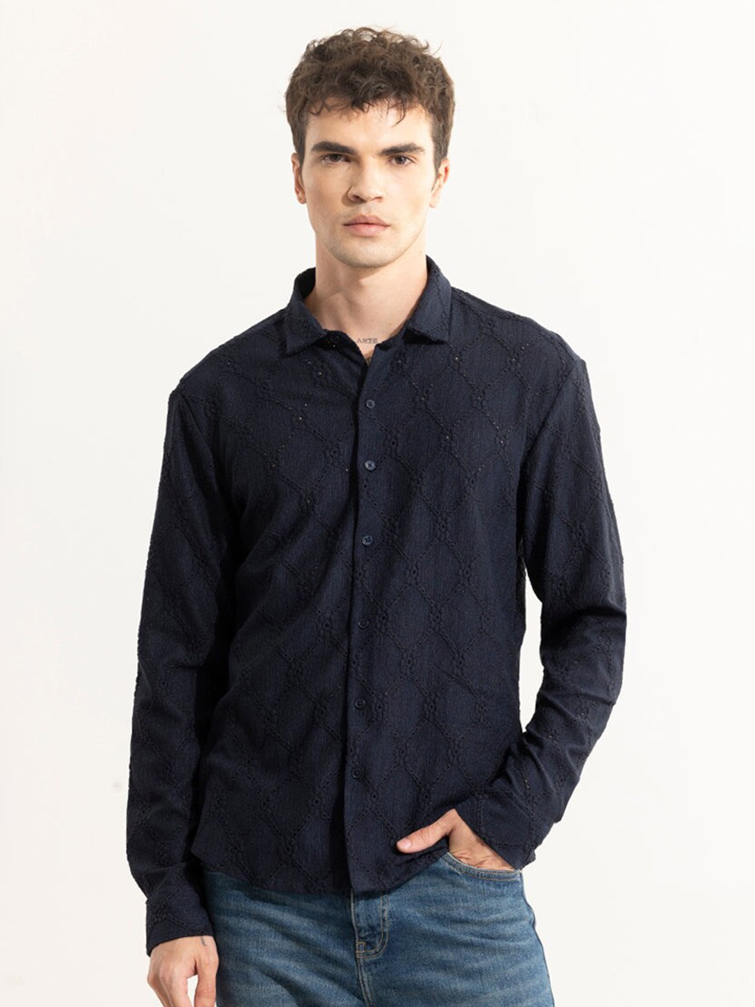 

Snitch Spread Collar Classic Self Design Casual Shirt, Navy blue