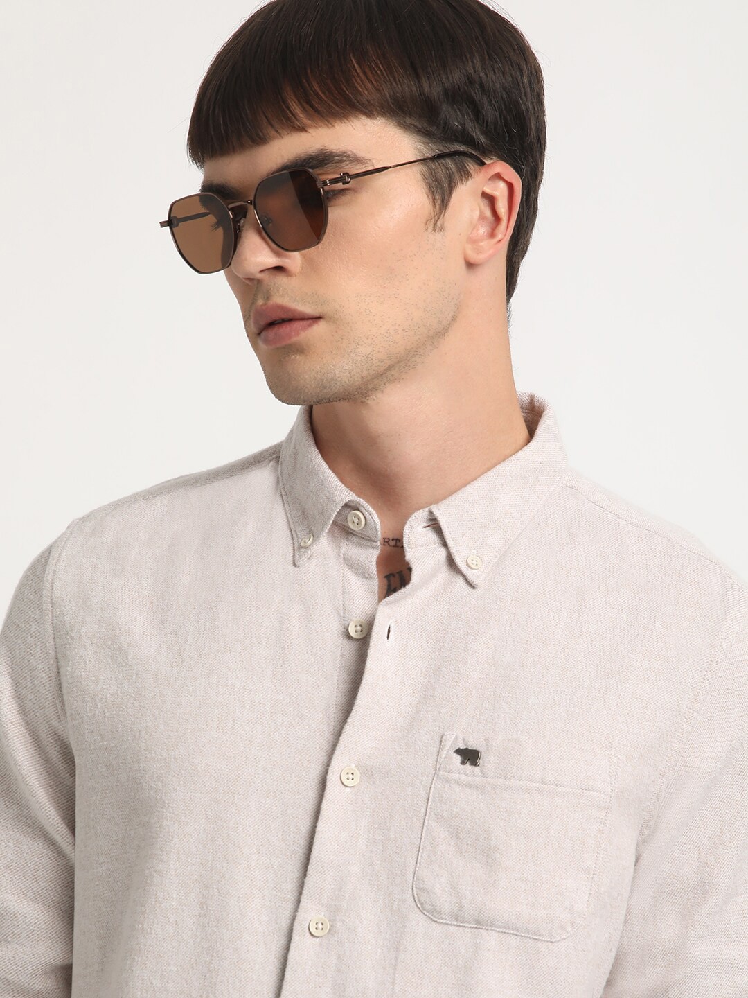 

THE BEAR HOUSE Slim Fit Button Down Collar Flannel Pure Cotton Casual Shirt, Beige