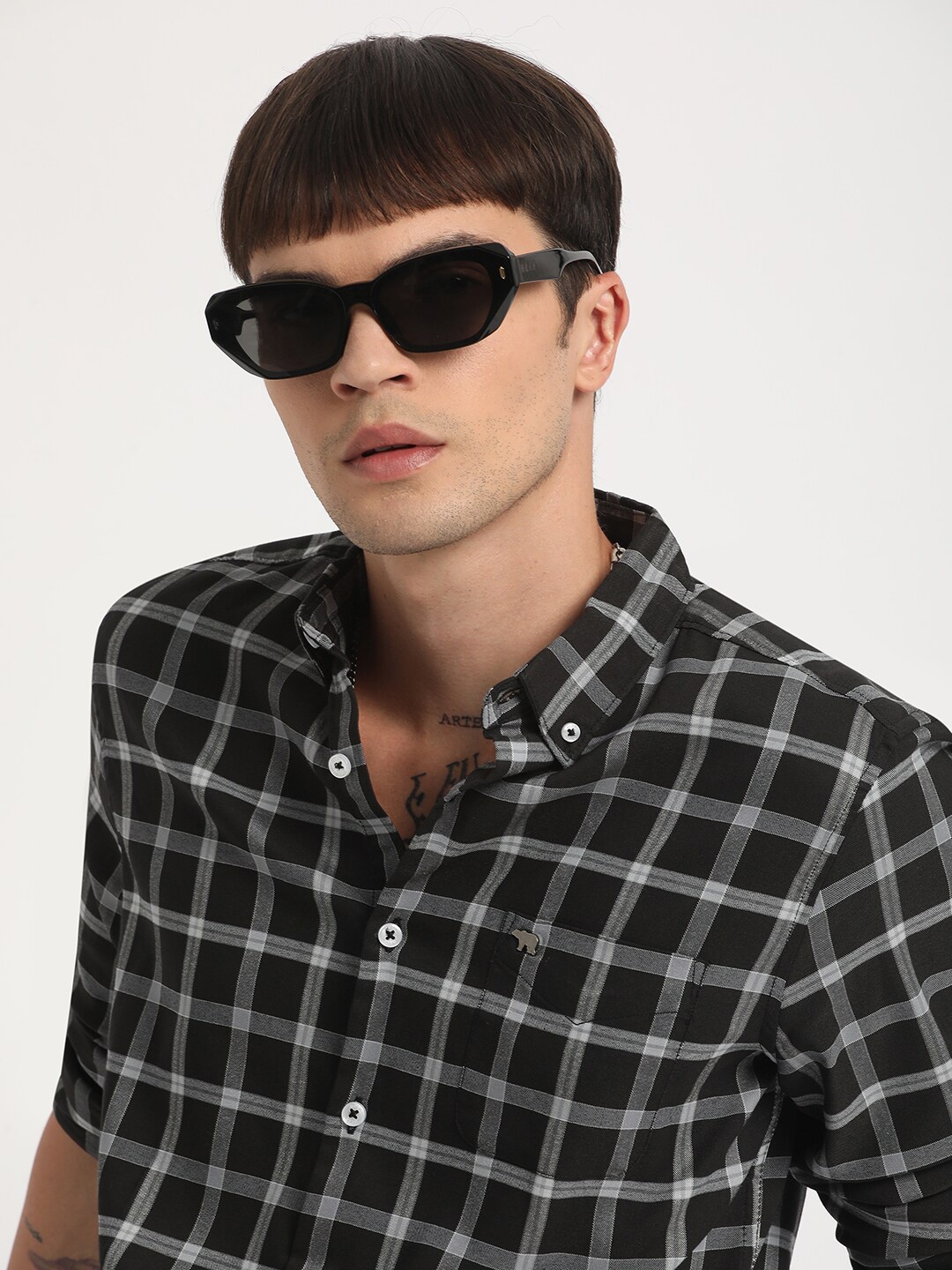 

THE BEAR HOUSE Windowpane Checked Slim Fit Cotton Casual Shirt, Black
