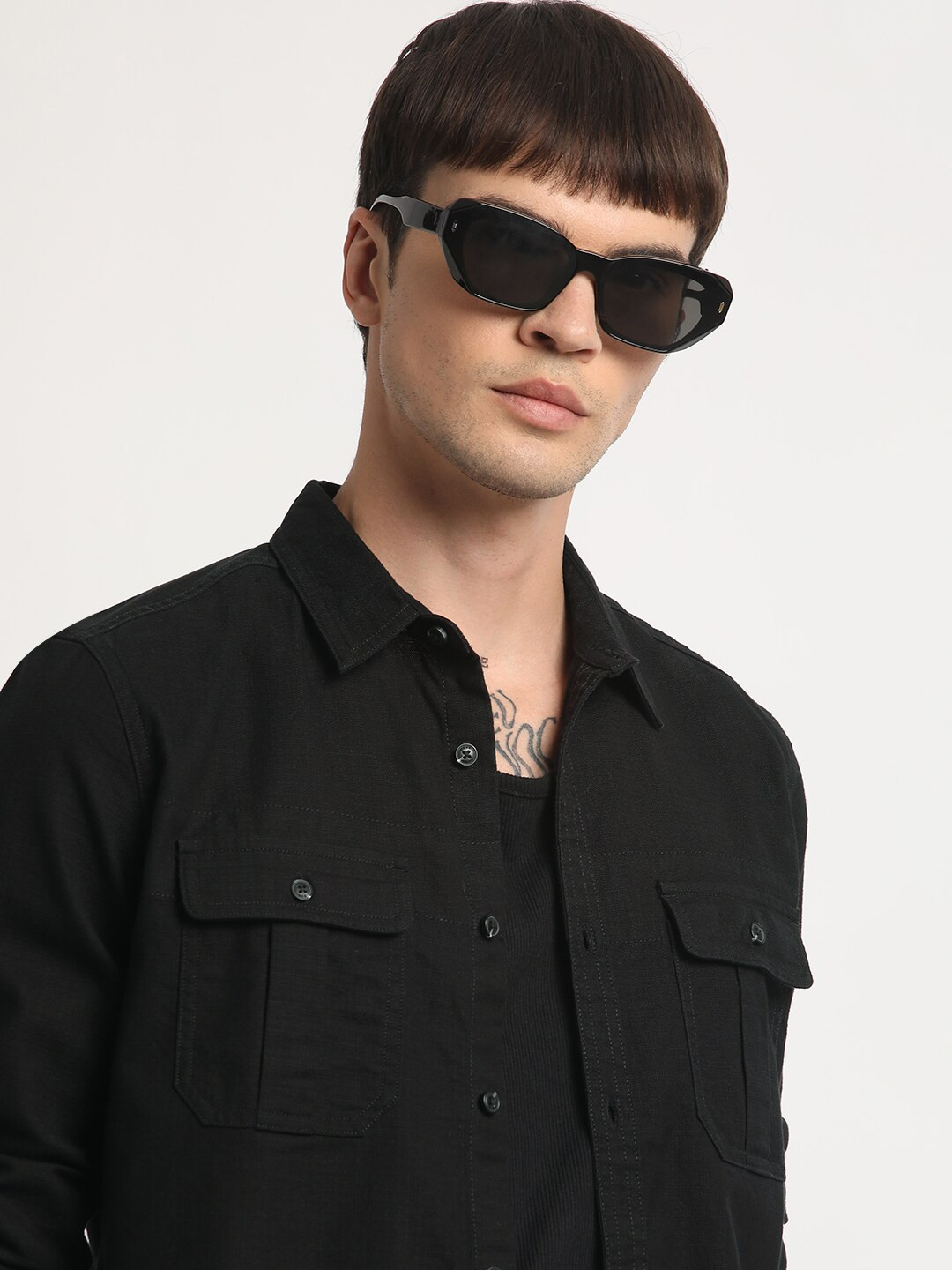 

THE BEAR HOUSE Slim Fit Cotton Casual Shirt, Black