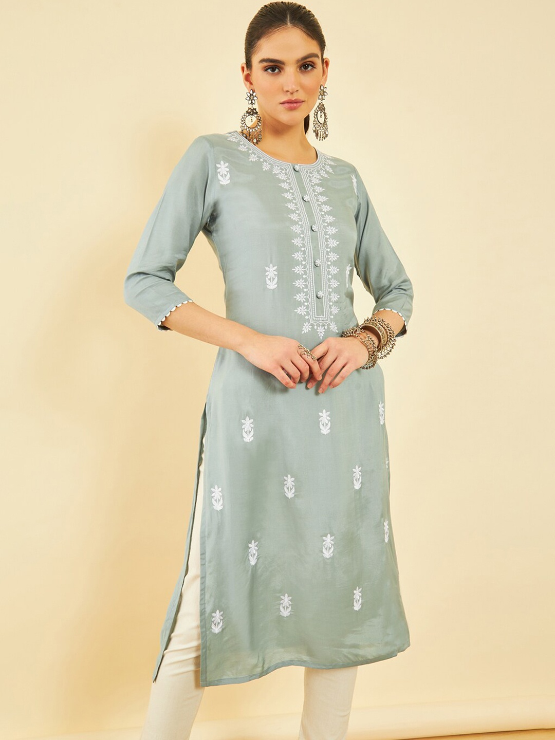 

Soch Geometric Embroidered Thread Work Kurta, Blue