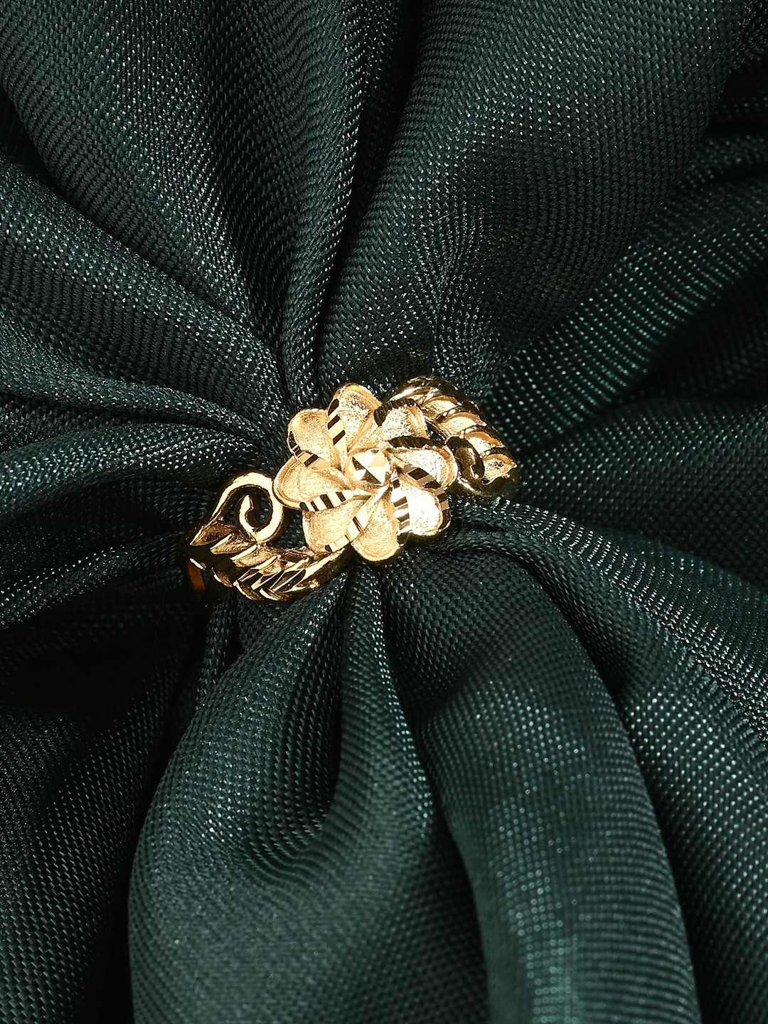 

AanyaCentric Gold Plated Finger Ring