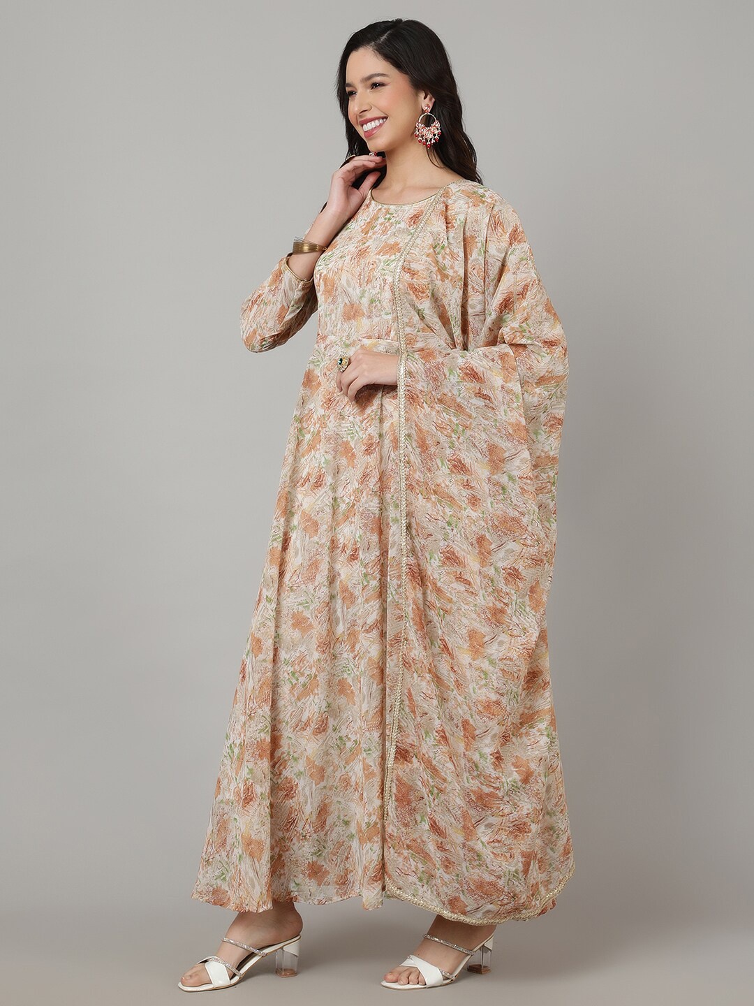 

SAK JAIPUR Floral Printed Georgette Anarkali Kurta With Dupatta, Orange