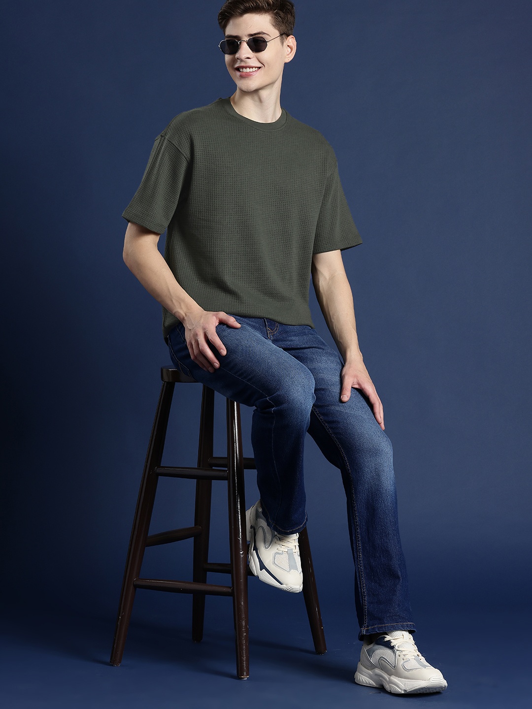

Mast & Harbour Self-Design Drop-Shoulder Sleeves Relaxed T-shirt, Olive