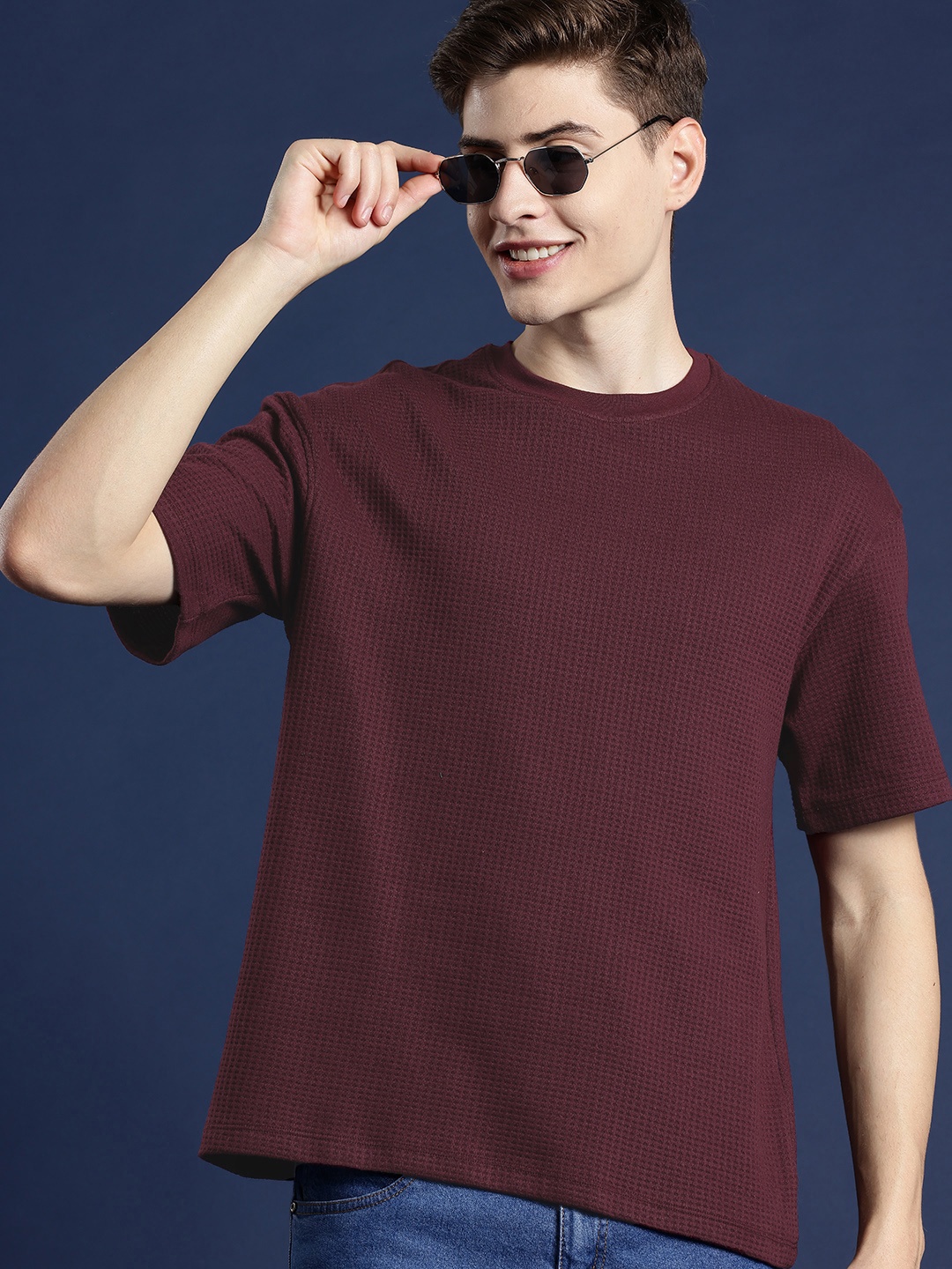 

Mast & Harbour Self-Design Drop-Shoulder Sleeves Relaxed T-shirt, Maroon