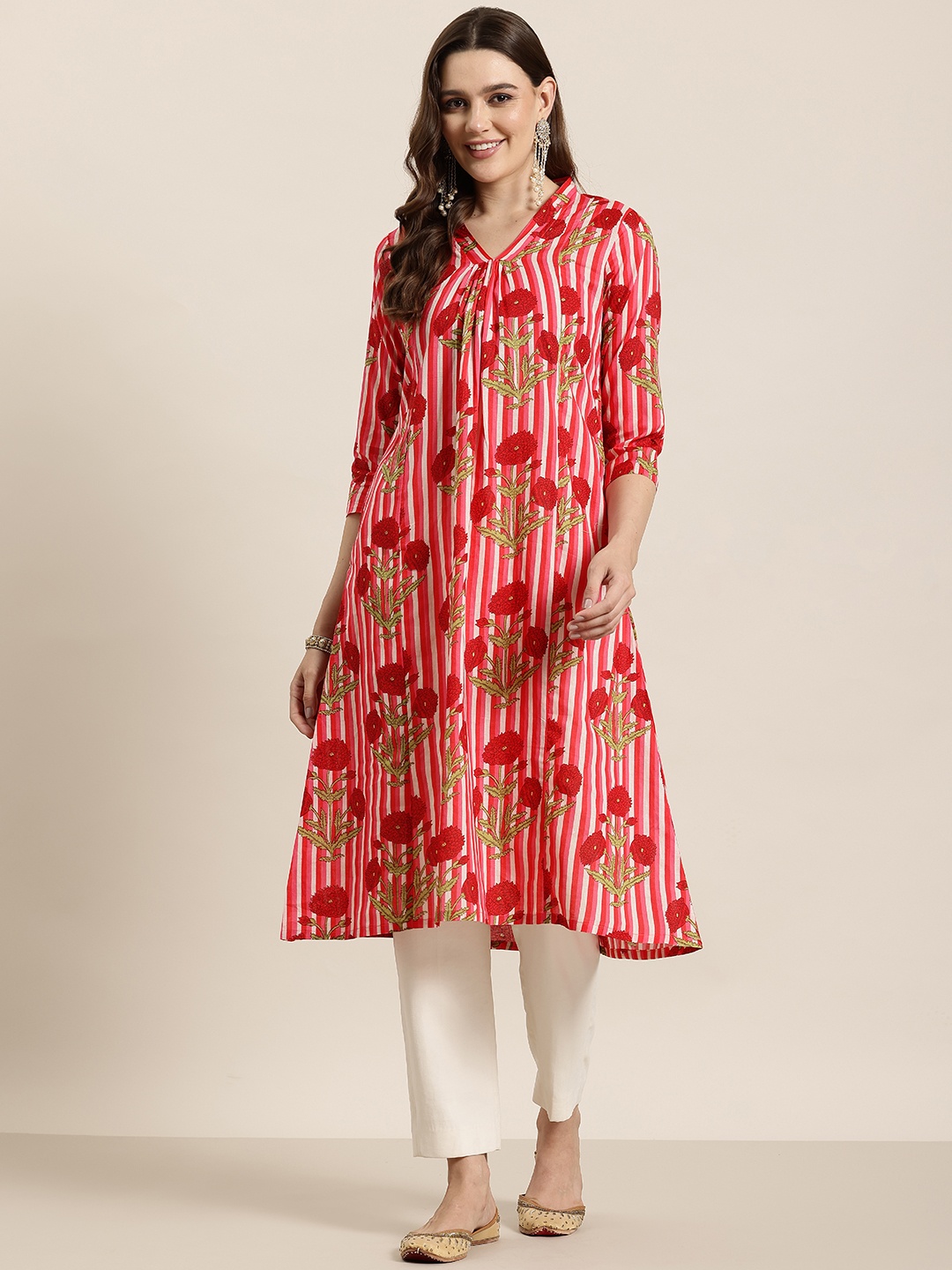 

HERE&NOW Ethnic Motifs Printed Straight Cotton Kurta, Red