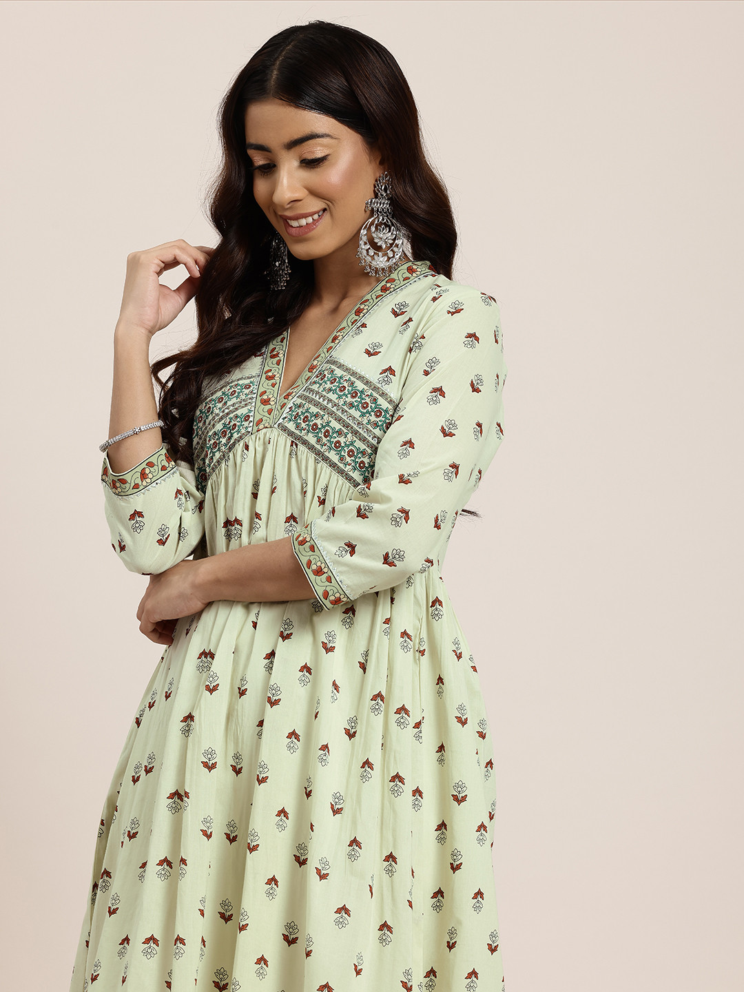 

HERE&NOW Women Florals Printed Gotta Patti Empire Style Pure Cotton Kurta, Green