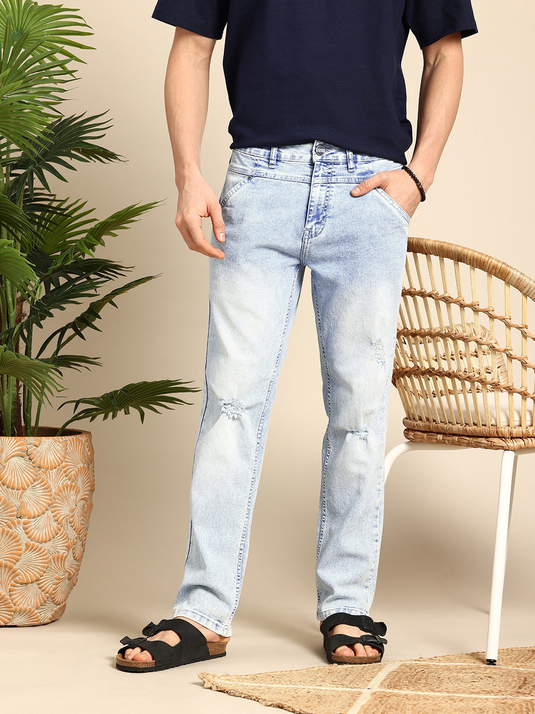 

Mast & Harbour Men Relaxed Fit Heavy Fade Stretchable Jeans, Blue