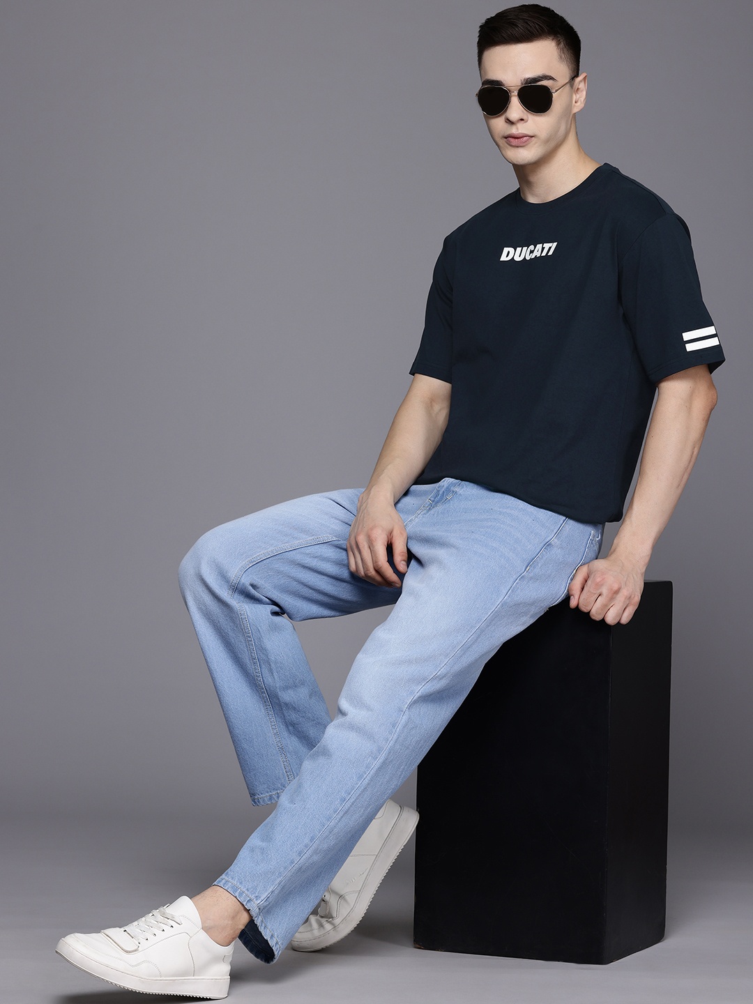 

Ducati Brand Logo Drop-Shoulder Sleeves Pure Cotton Relaxed T-shirt, Navy blue