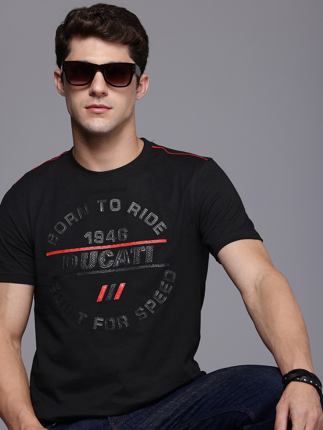 

Ducati Brand Logo Pure Cotton Applique Casual T-shirt, Black